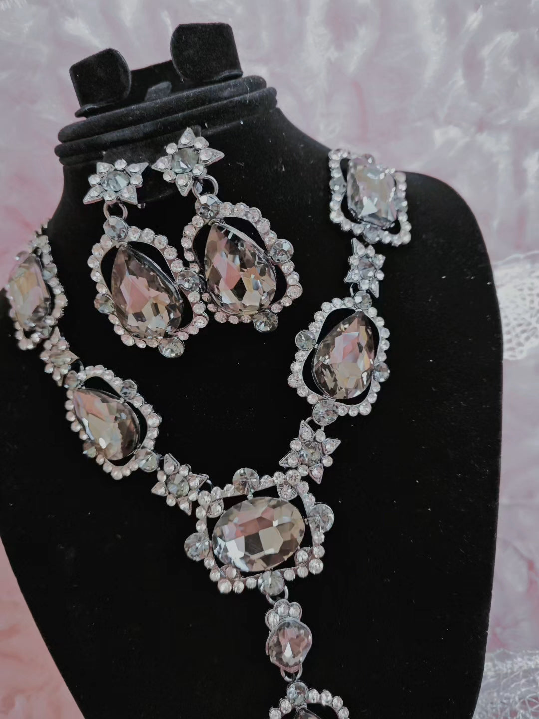 Smoky Gemstone Starburst Necklace & Earring Set