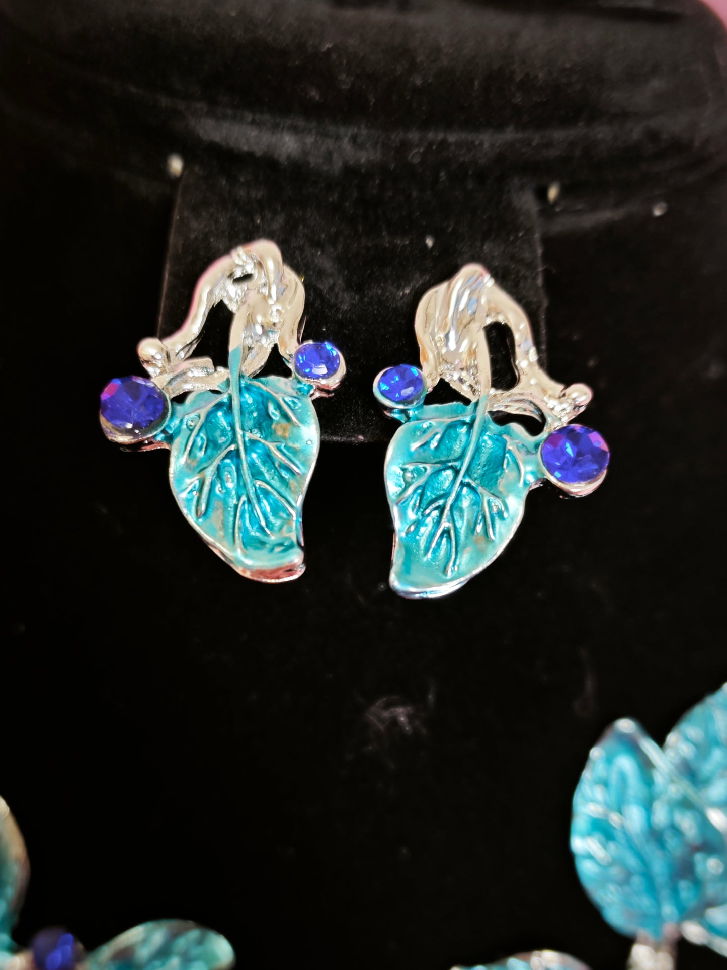 Silver-Tone Aqua Leaf & Blue Crystal Necklace & Earring Set