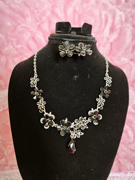Silver-Tone Dark Gem Flower & Teardrop Jewelry Set