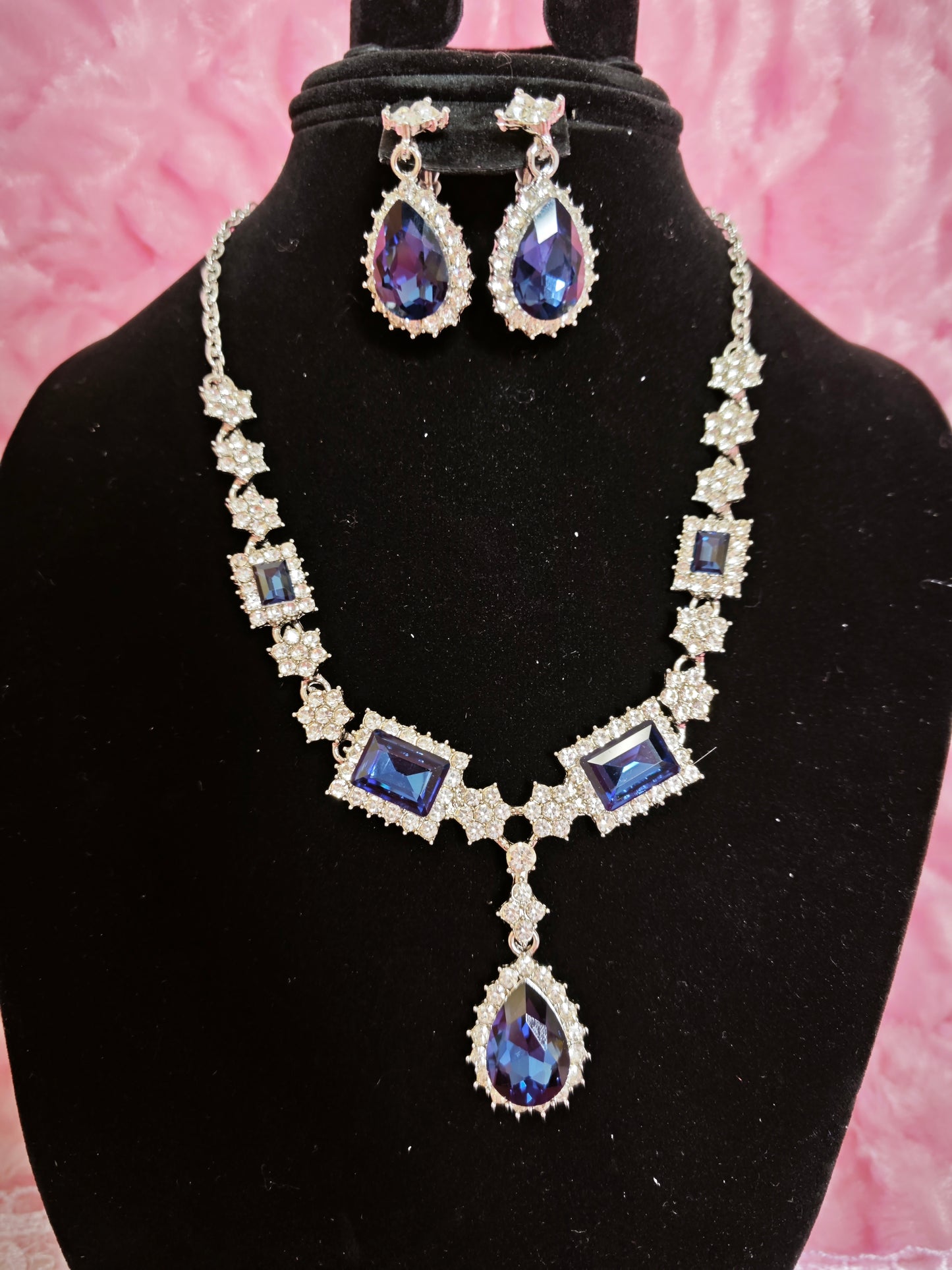 Cushion & Teardrop Blue Gem Necklace & Earring Set