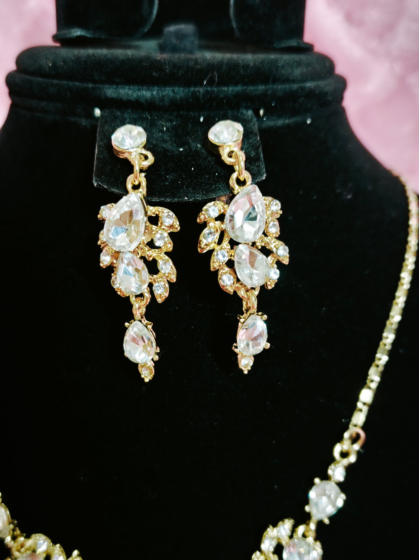 Gilded Teardrop Crystal Cluster Necklace & Earring Set