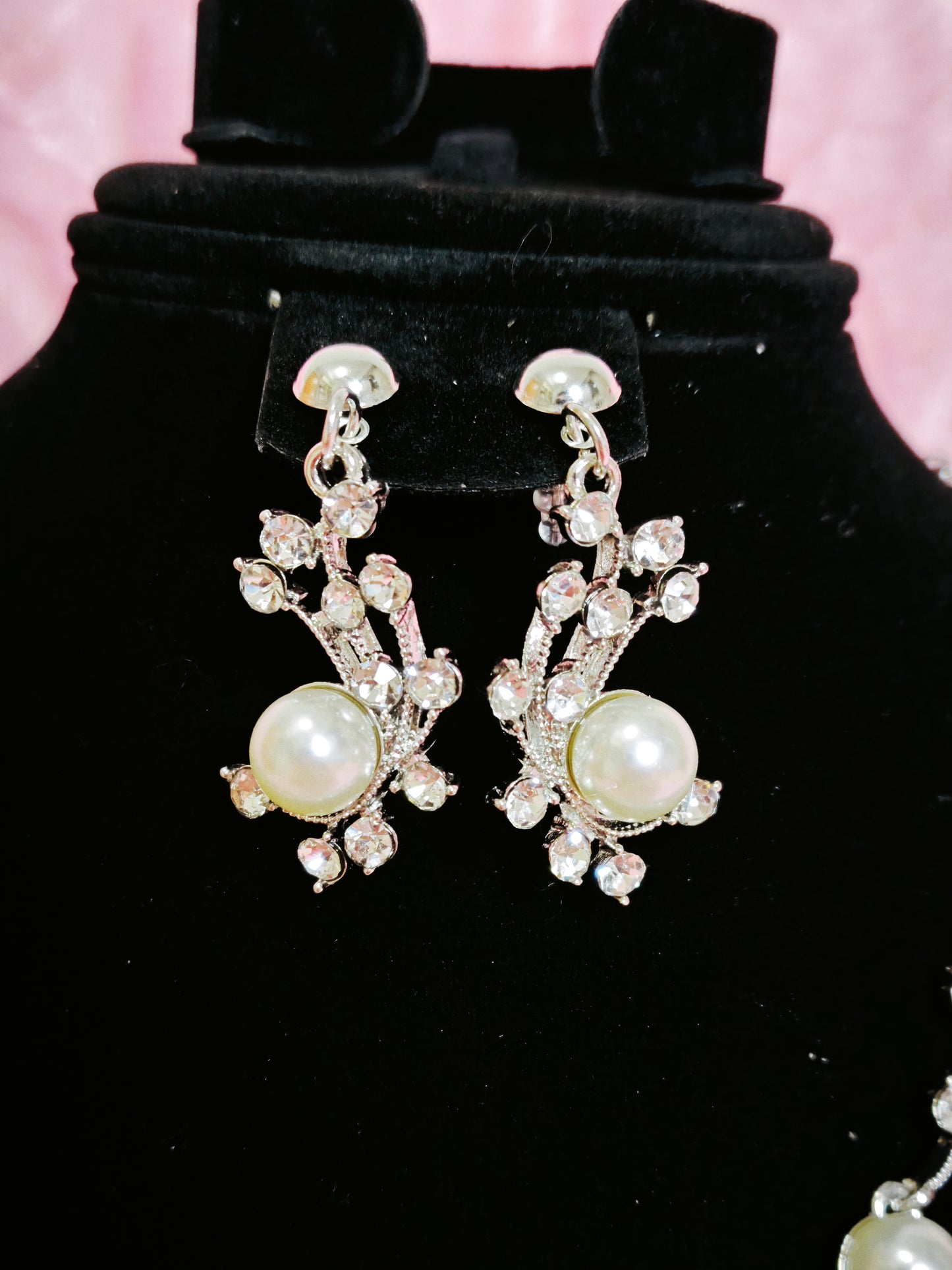 Silver-Tone Pearl & Crystal Vine Necklace & Earring Set