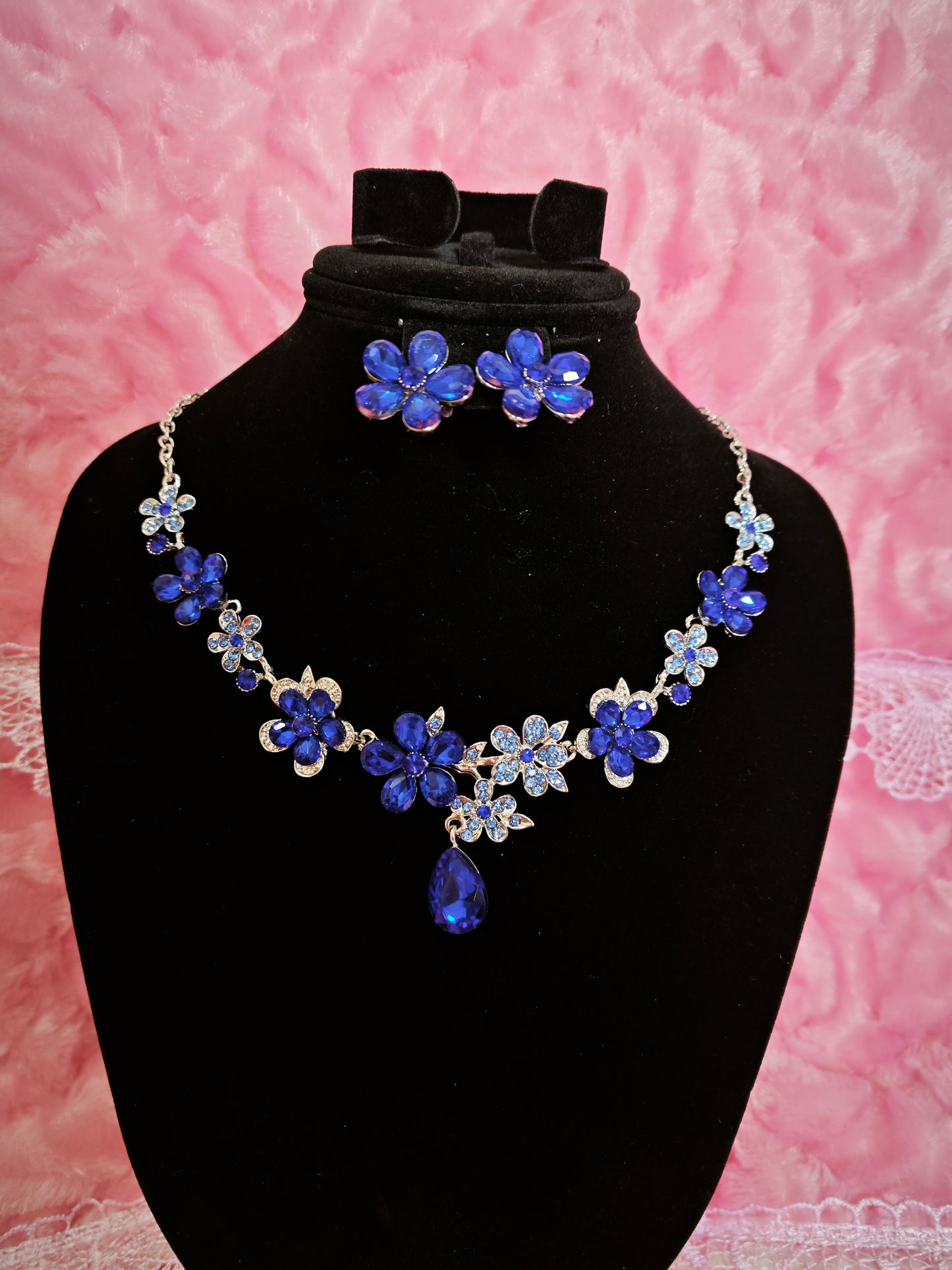 Cobalt Blue Gem Flower & Teardrop Necklace & Earring Set