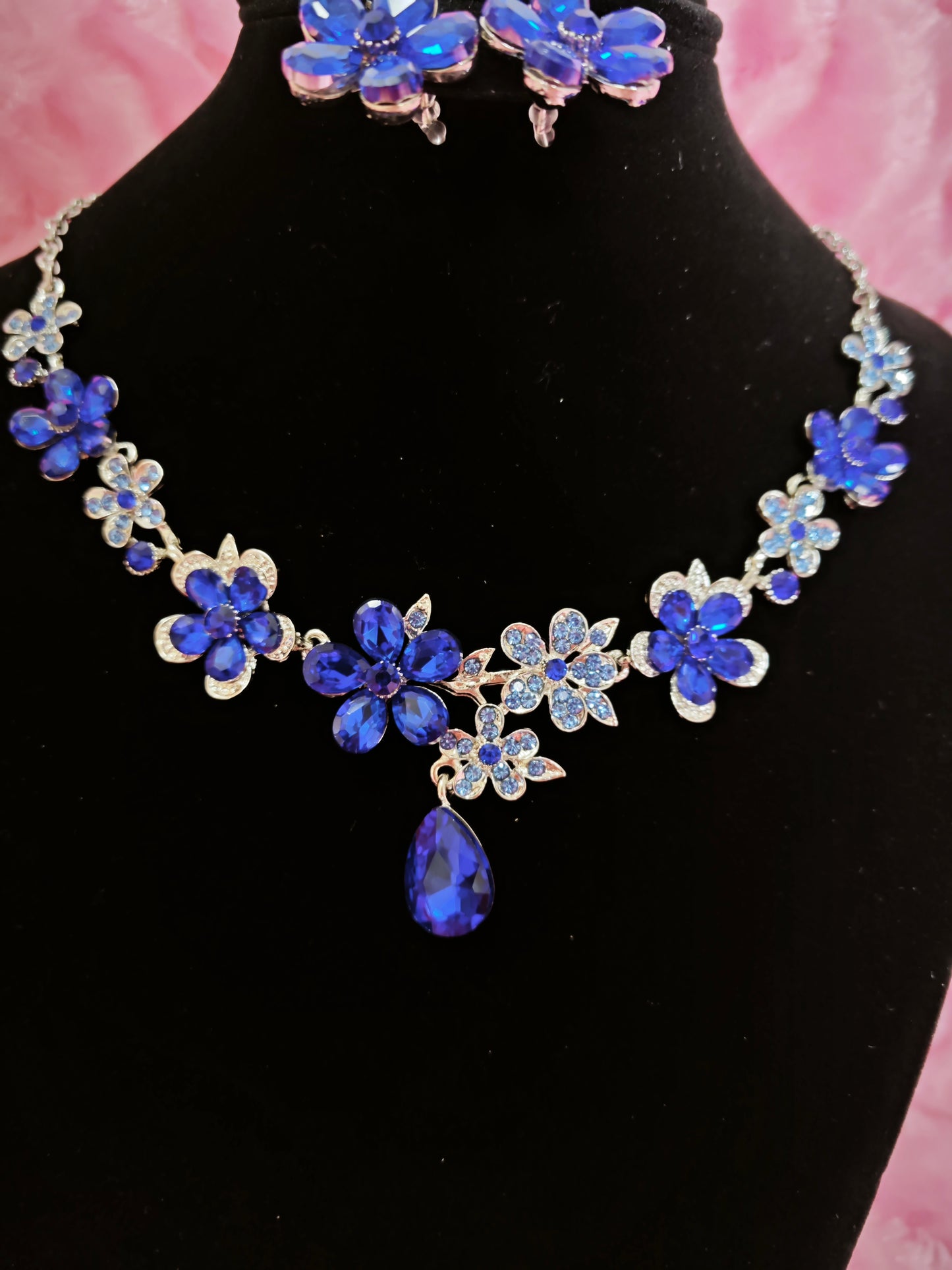 Cobalt Blue Gem Flower & Teardrop Necklace & Earring Set