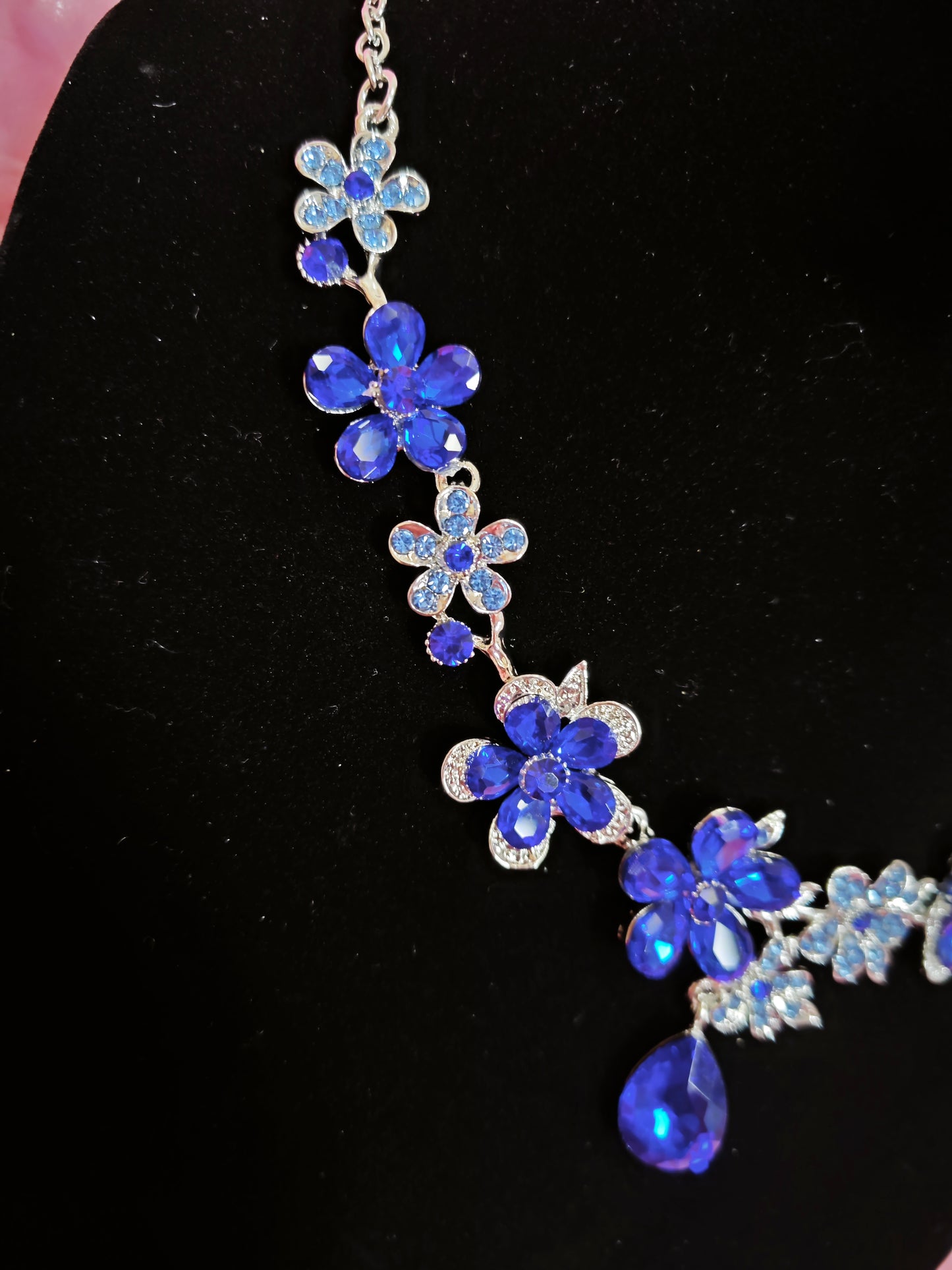 Cobalt Blue Gem Flower & Teardrop Necklace & Earring Set