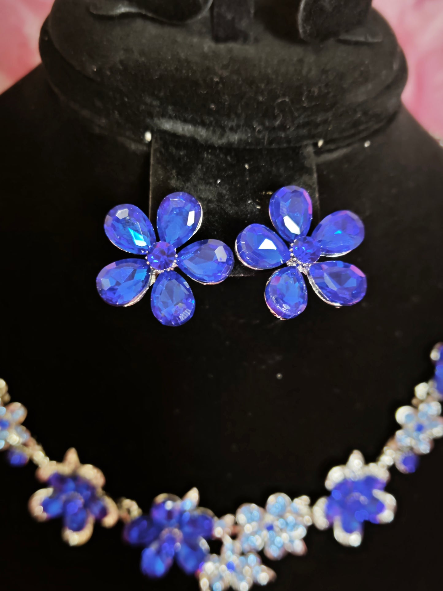 Cobalt Blue Gem Flower & Teardrop Necklace & Earring Set