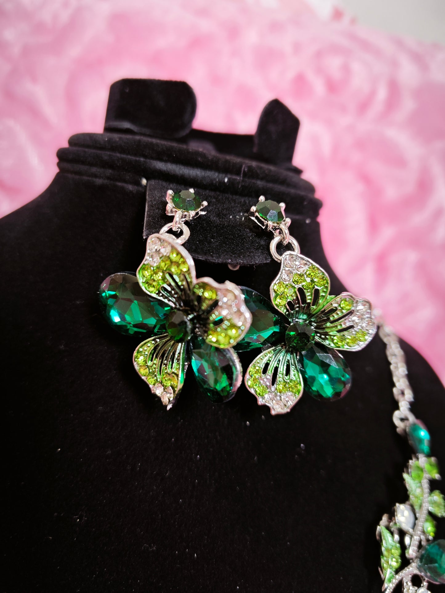 Emerald & Peridot Gem Vine Necklace & Earring Set