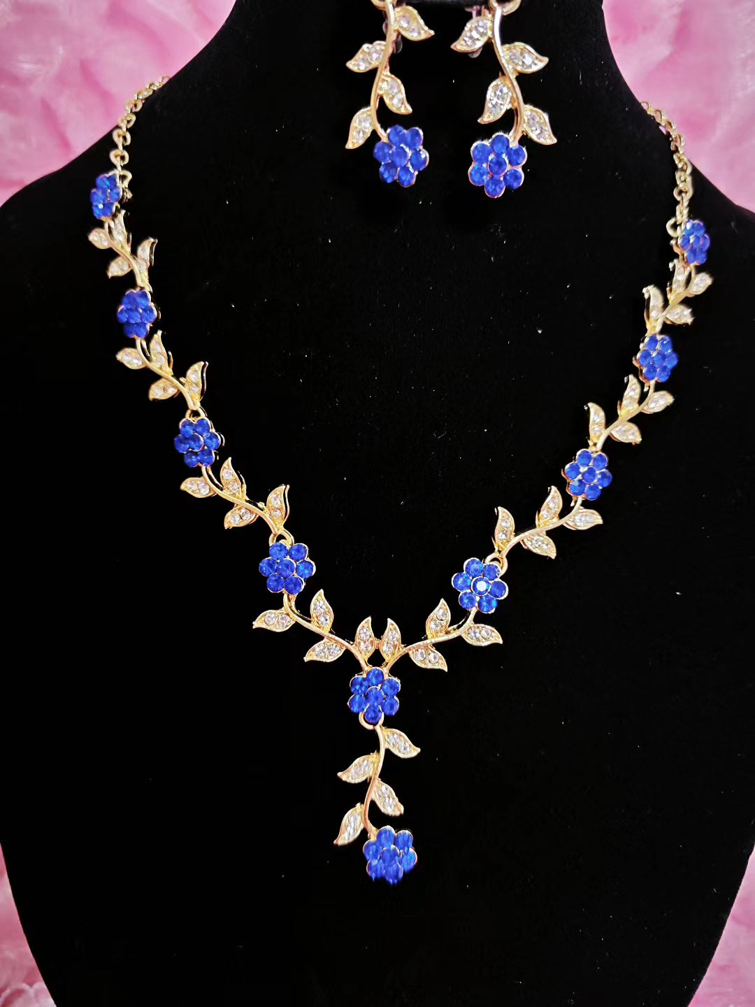 Gilded Sapphire Flower Vine Necklace & Earring Set