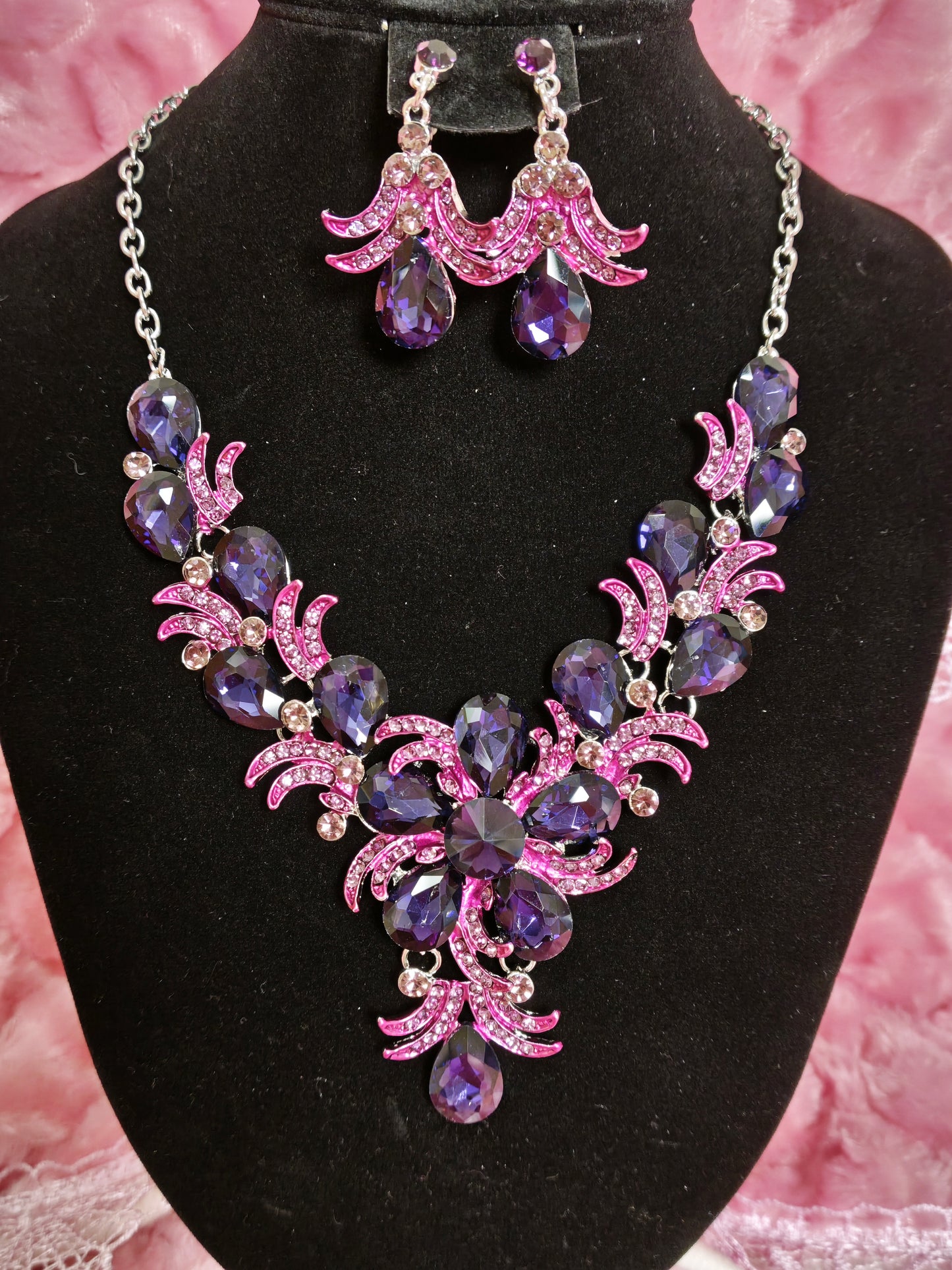 Silver Purple-Magenta Gem Feather Necklace & Earring Set