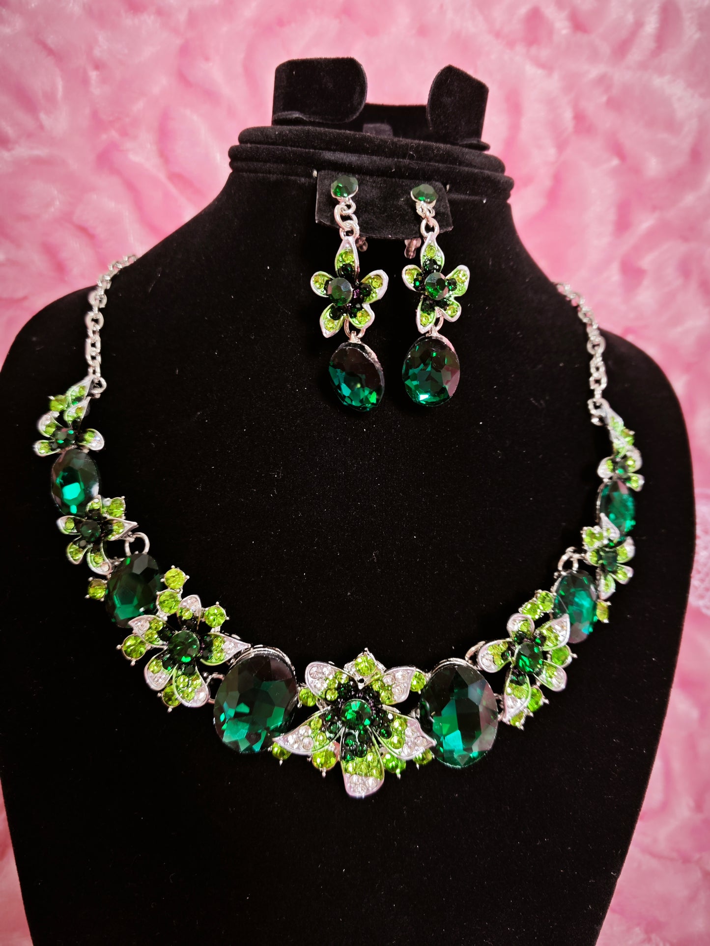 Silver Green Gem Floral Cluster Necklace & Earring Set