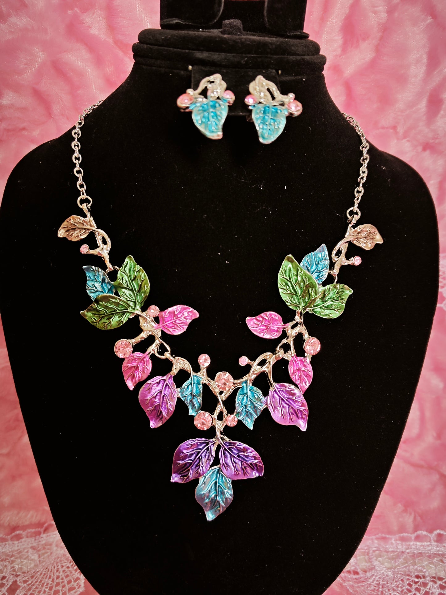 Silver Pastel Enamel Ivy Leaf Necklace & Earring Set