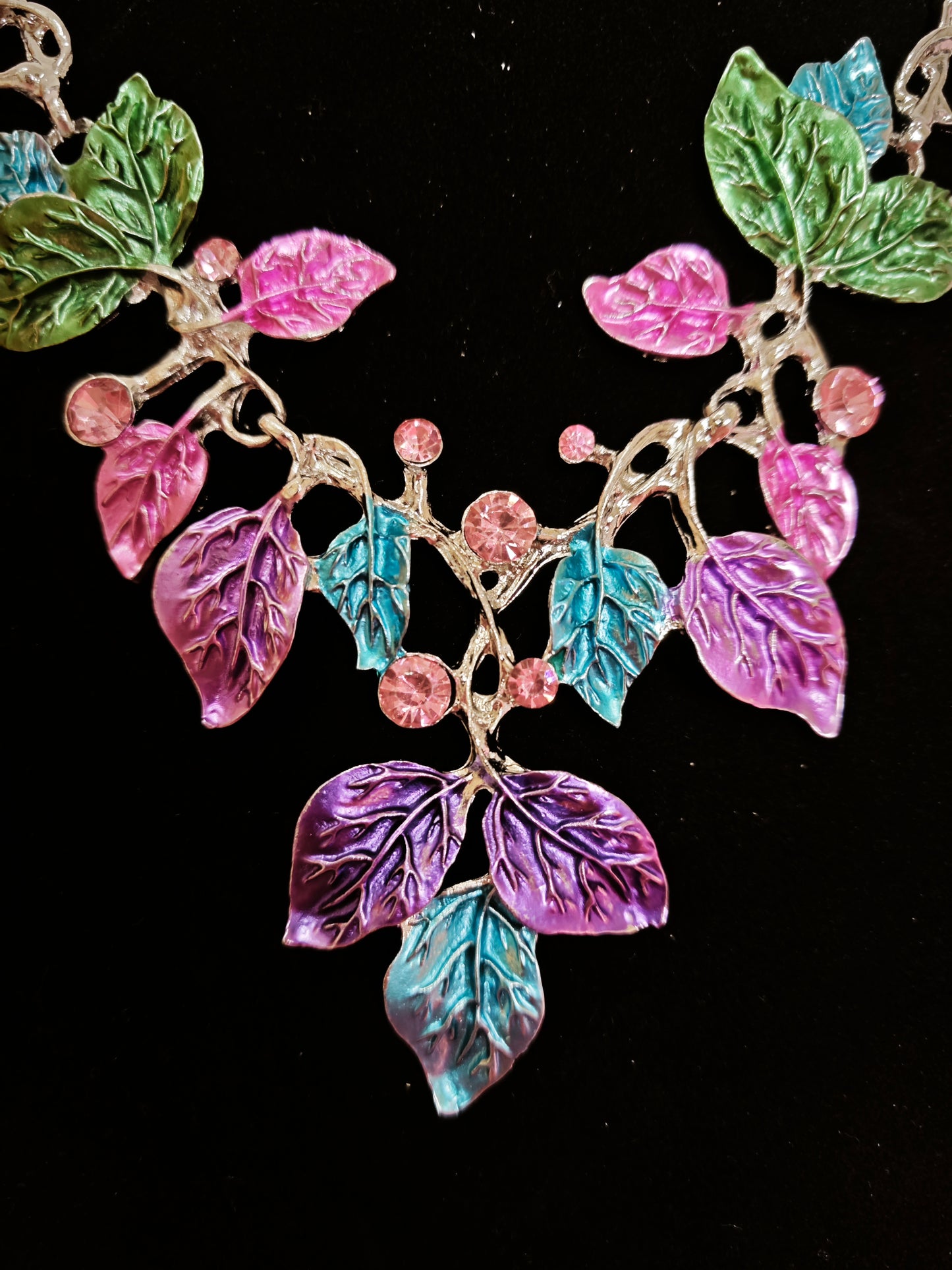 Silver Pastel Enamel Ivy Leaf Necklace & Earring Set