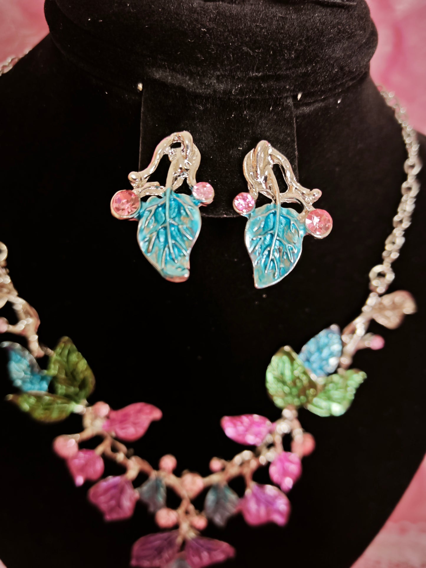 Silver Pastel Enamel Ivy Leaf Necklace & Earring Set