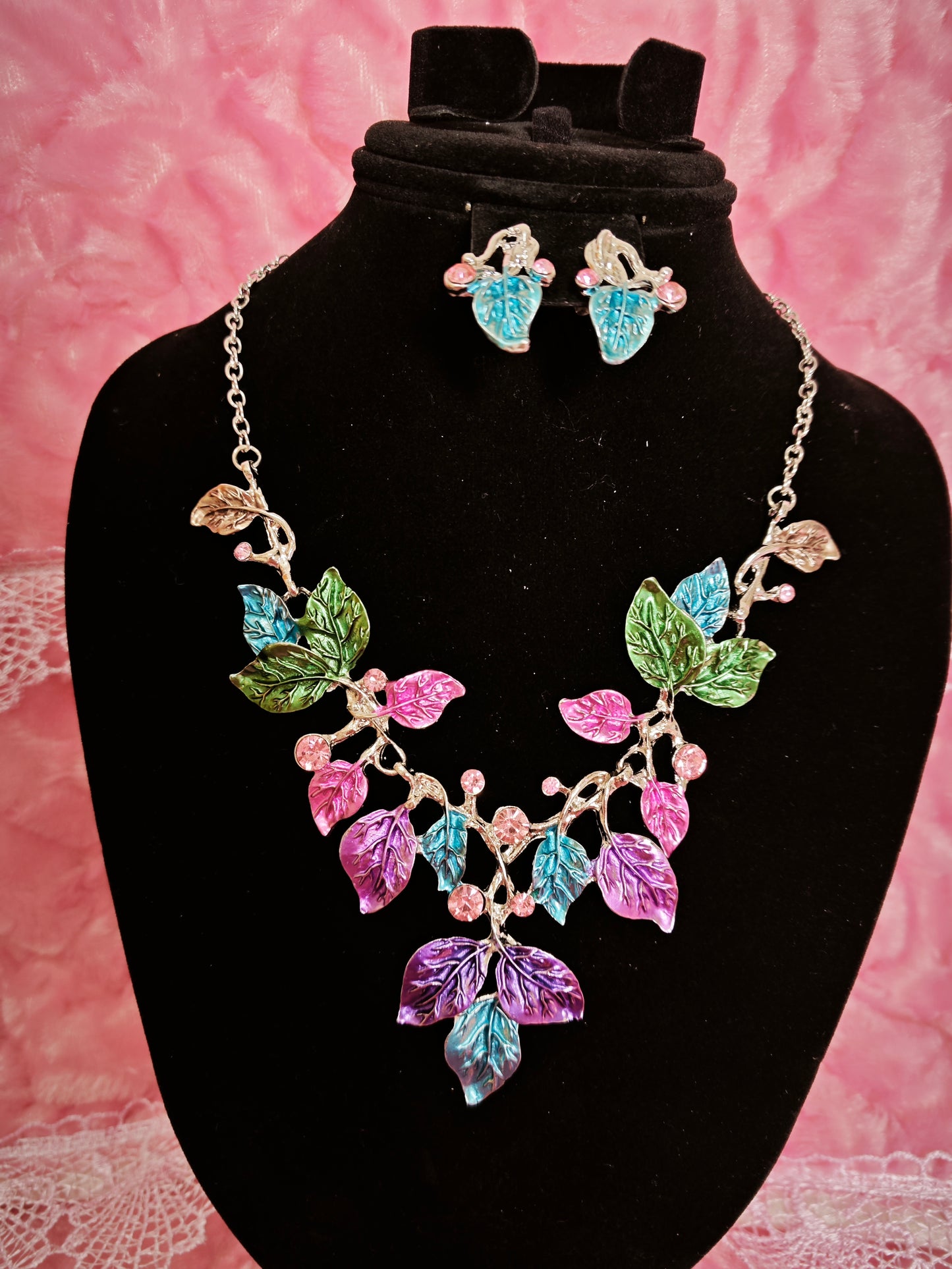 Silver Pastel Enamel Ivy Leaf Necklace & Earring Set