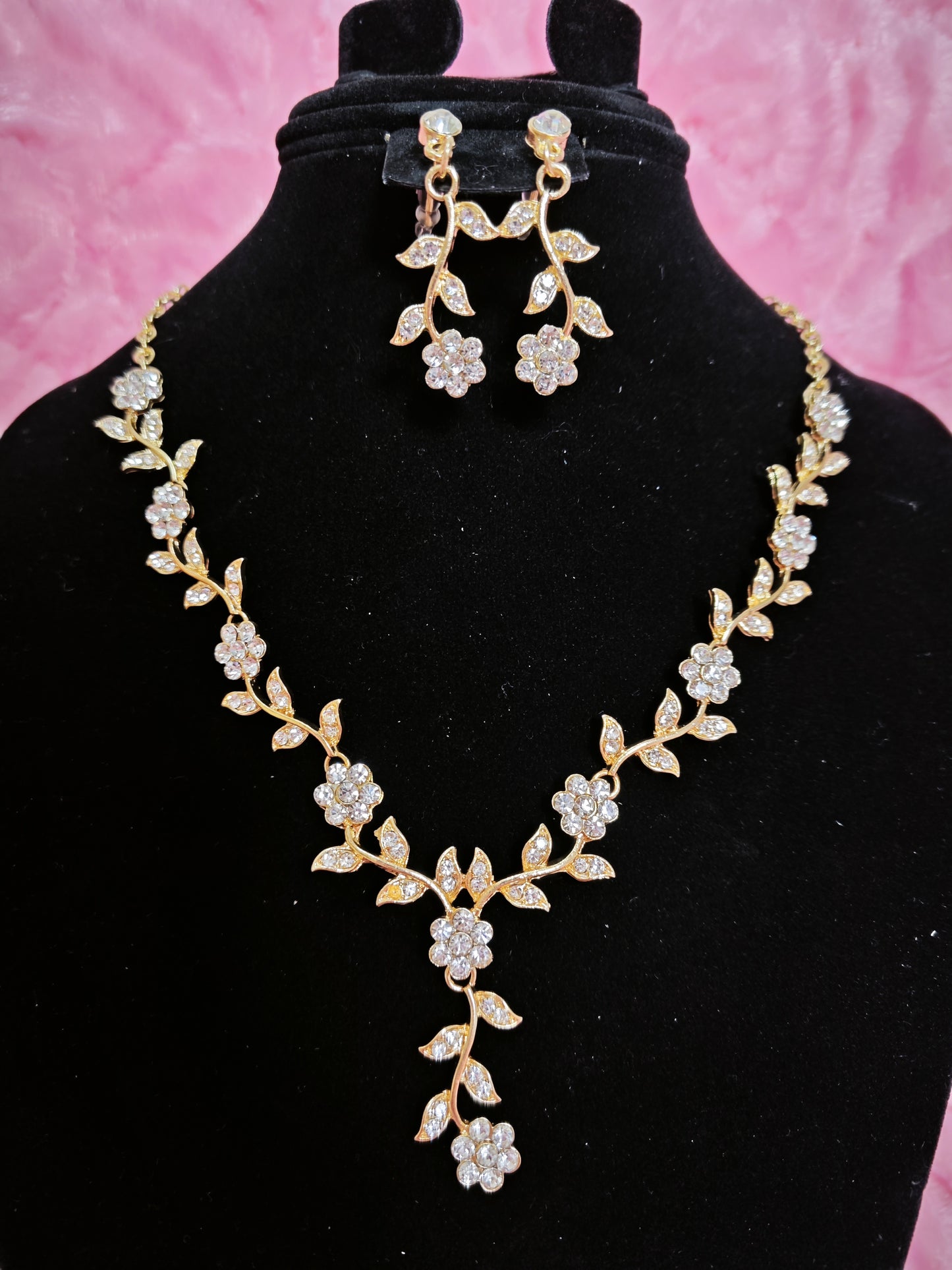 Gilded Diamond Floral Twig Necklace & Earring Set