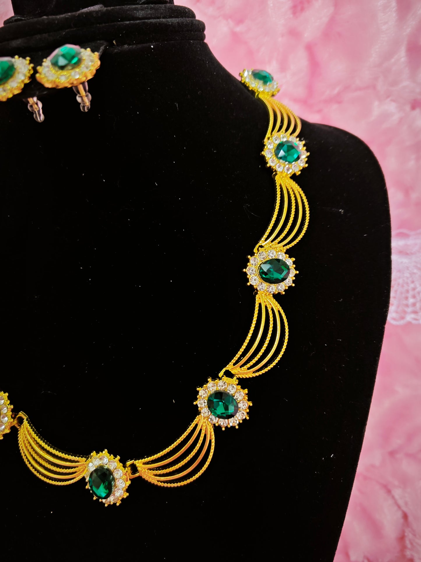Gilded Emerald & Crystal Woven Necklace & Earring Set