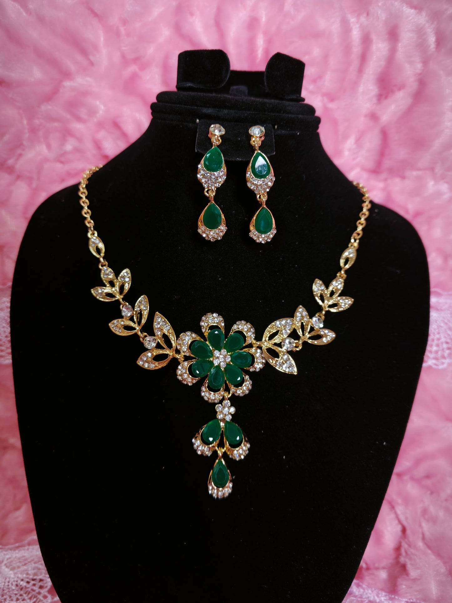 Gilded Emerald & Crystal Floral Necklace & Earring Set