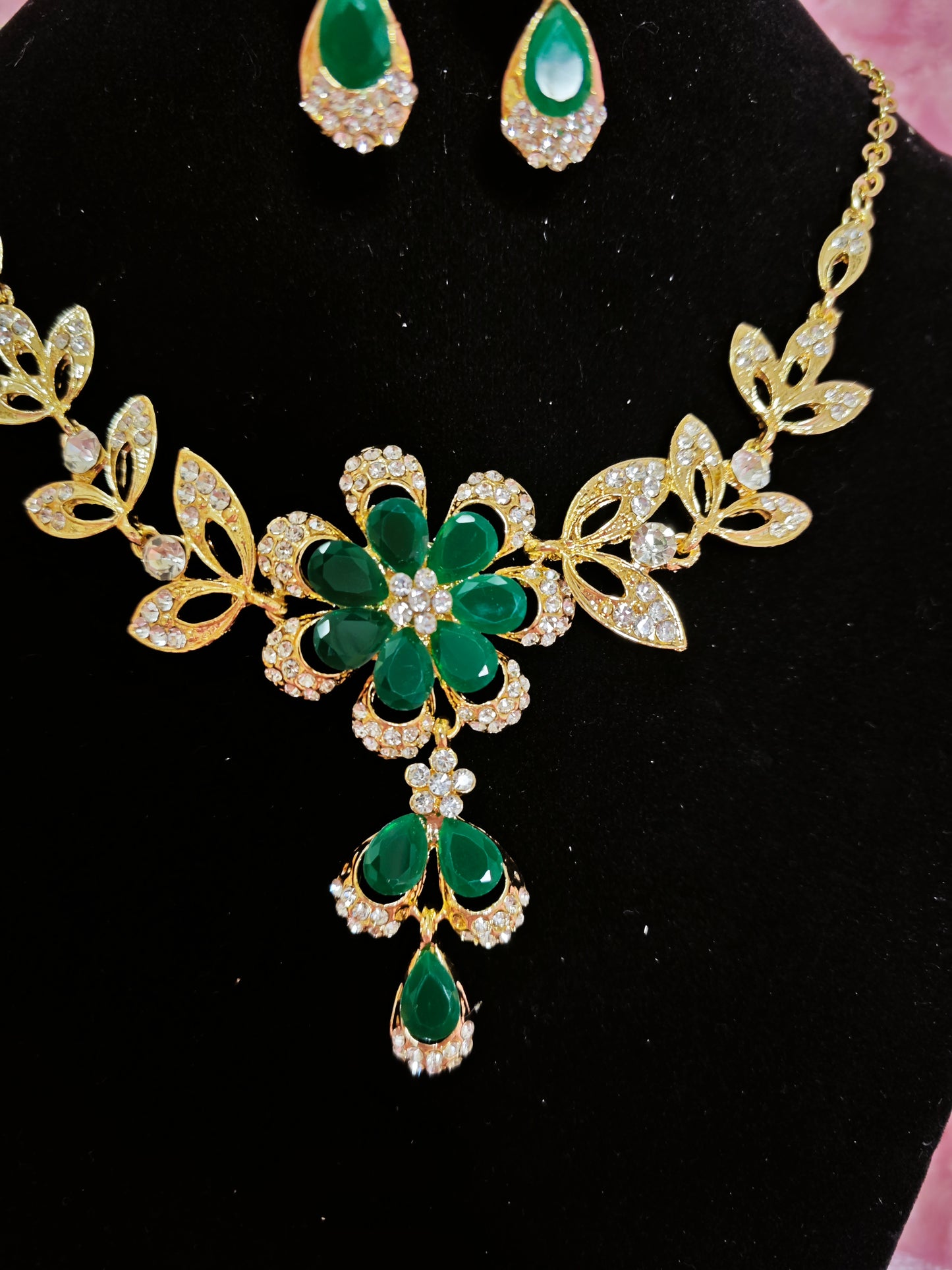Gilded Emerald & Crystal Floral Necklace & Earring Set