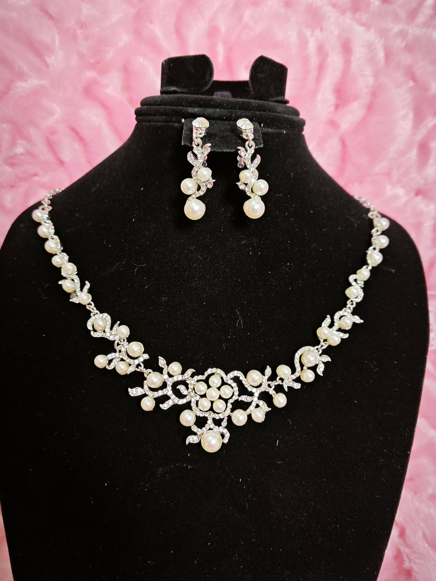 Elegant Pearl Twisted Vine Statement Jewelry Set
