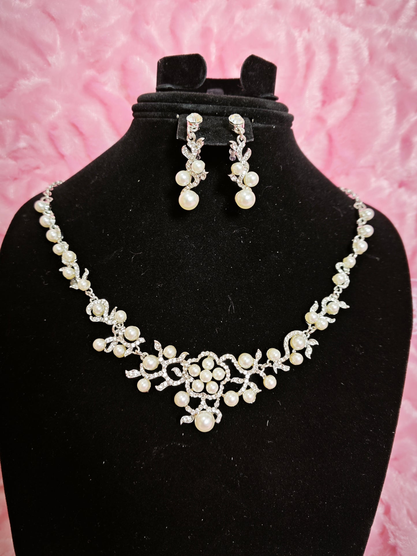 Elegant Pearl Twisted Vine Statement Jewelry Set