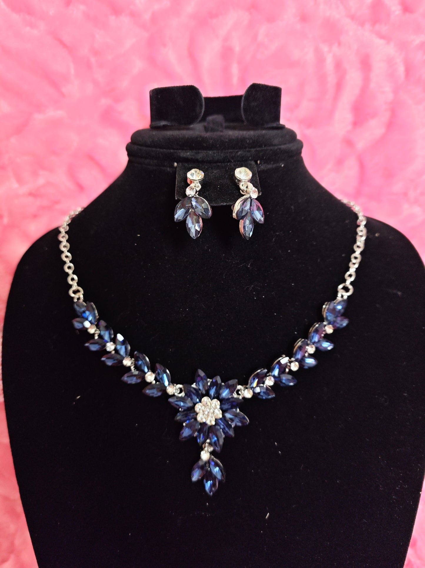 Elegant Blue Crystal Flower Vine Statement Jewelry Set