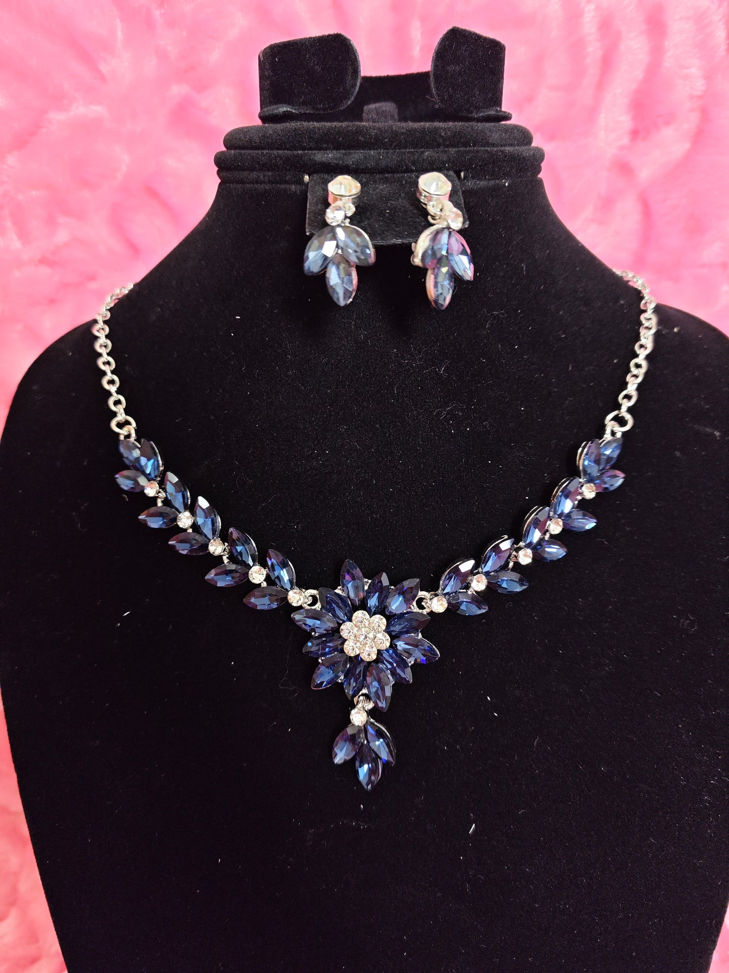 Elegant Blue Crystal Flower Vine Statement Jewelry Set