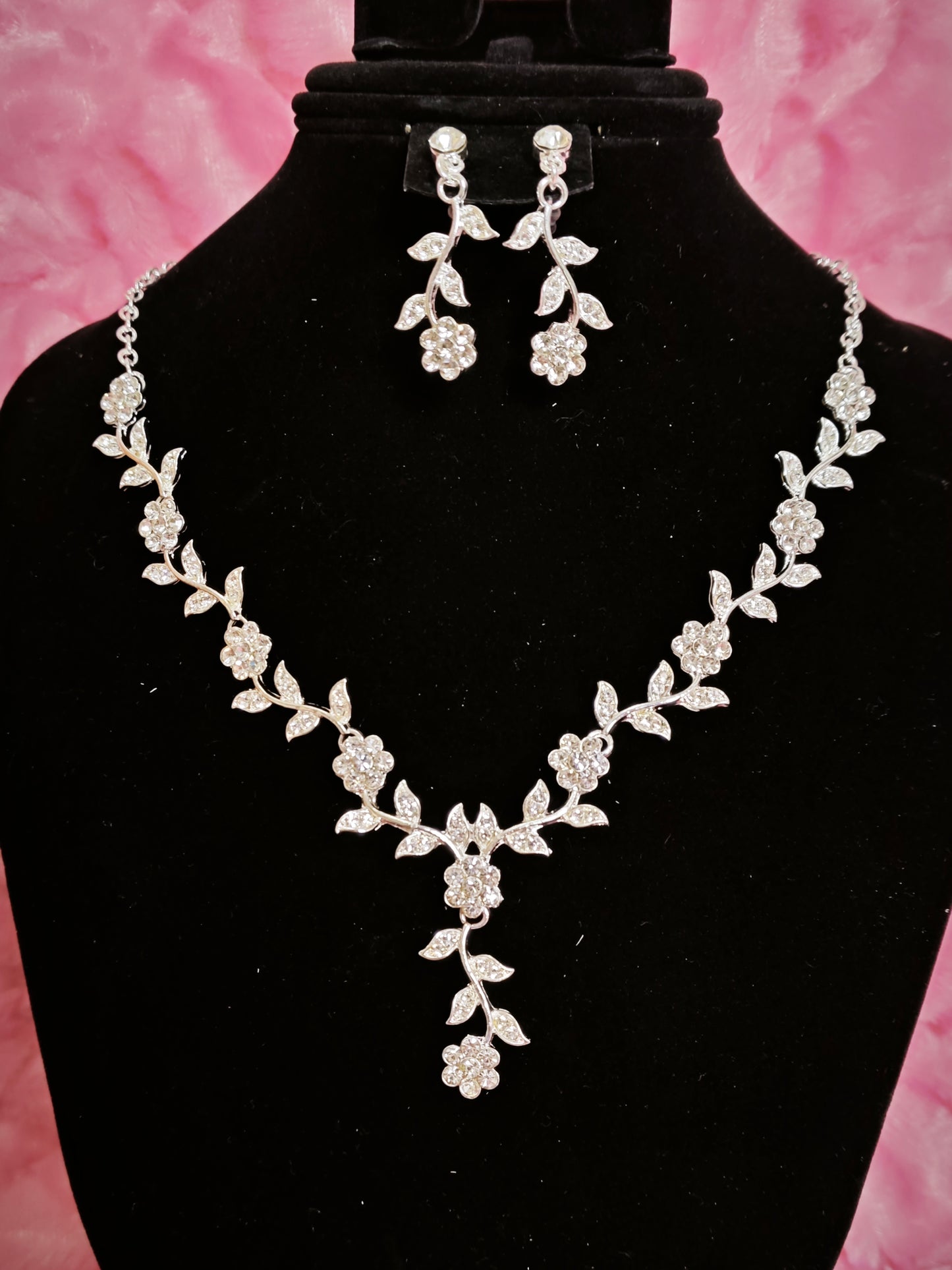Glamorous Crystal Flower Vine Statement Jewelry Set