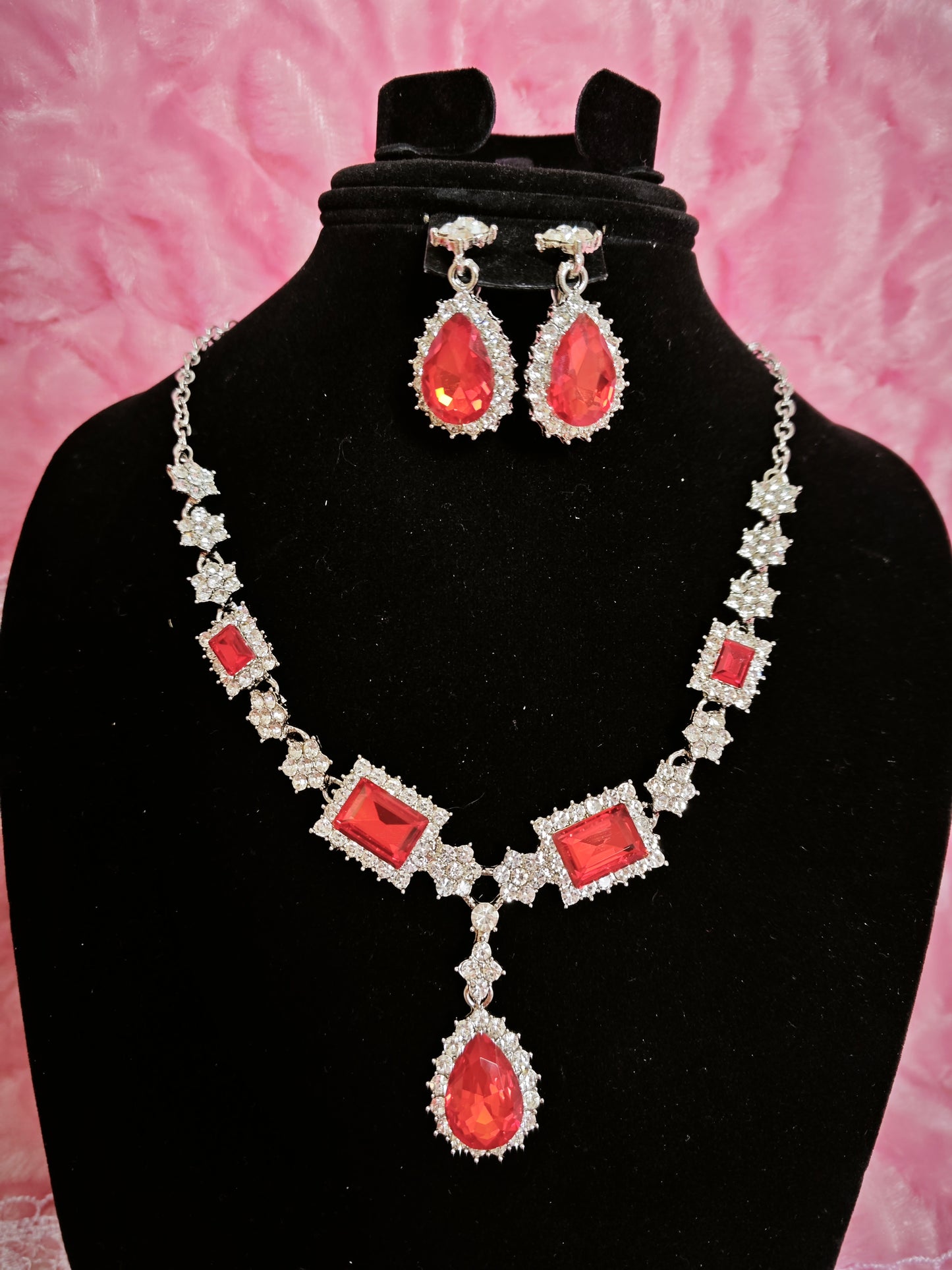 Silver Red Crystal & Diamond Geometric Necklace & Earring Set