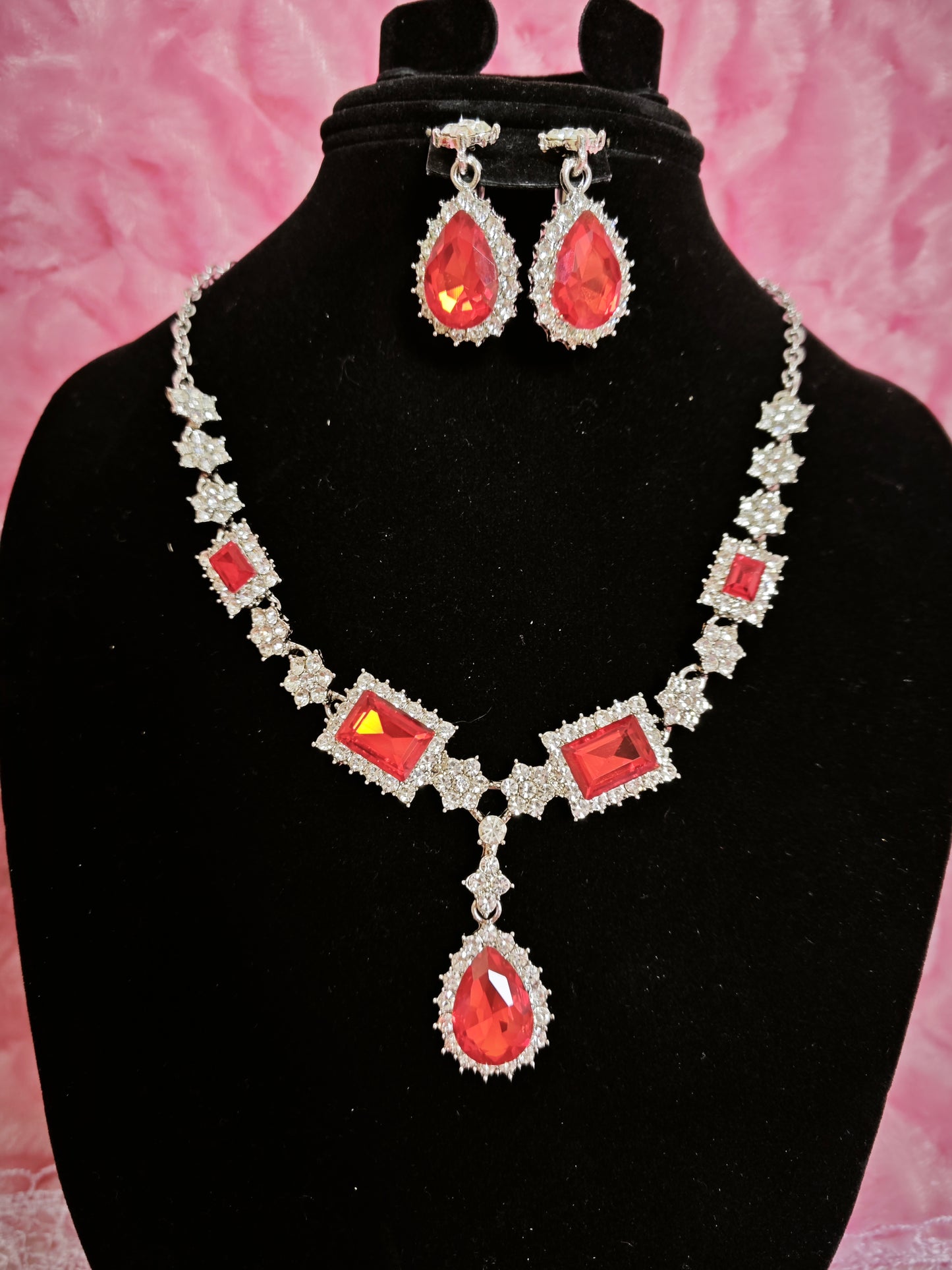 Silver Red Crystal & Diamond Geometric Necklace & Earring Set