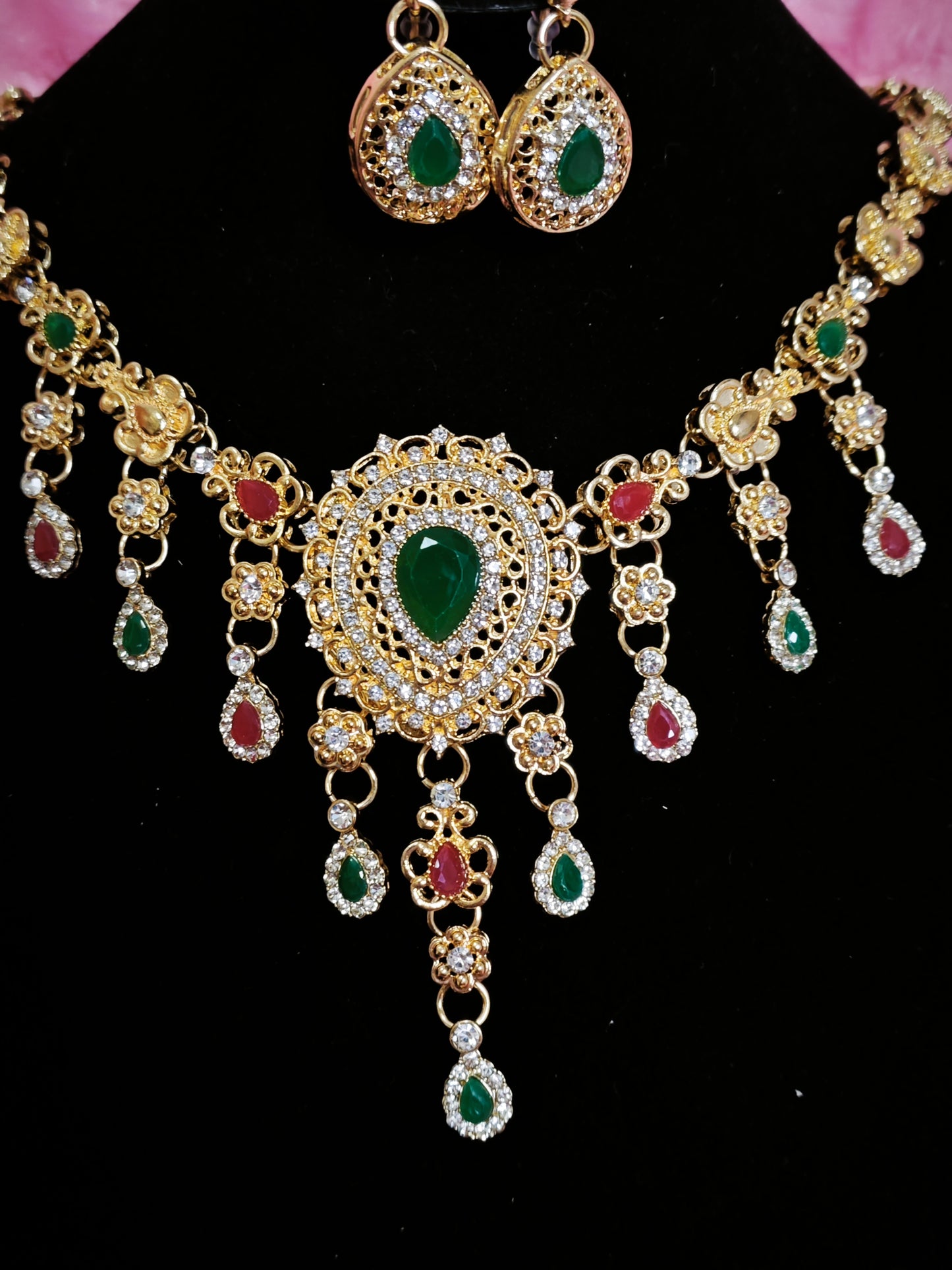 Luxury Emerald Tassel Statement Jewelry Set