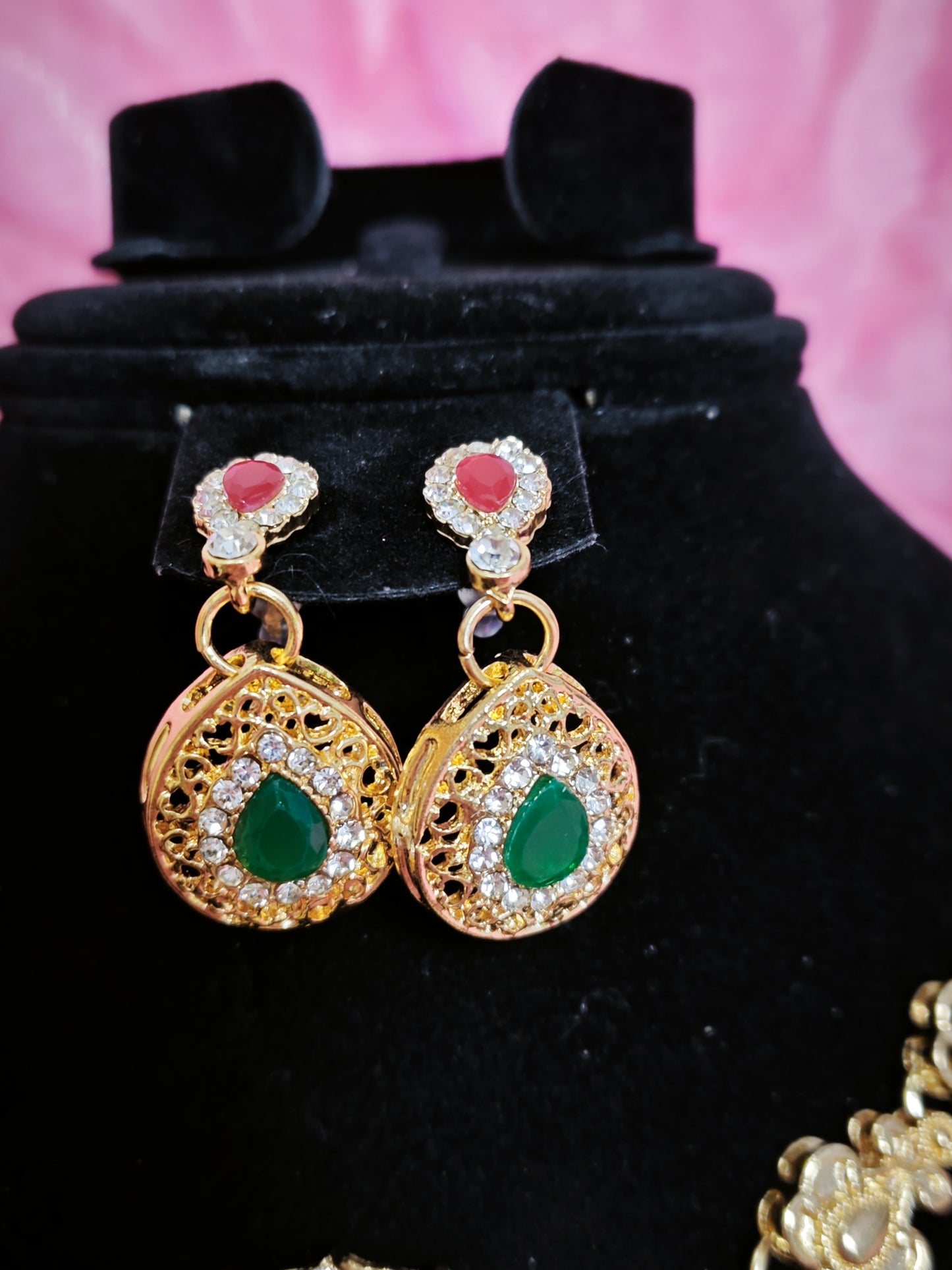 Luxury Emerald Tassel Statement Jewelry Set