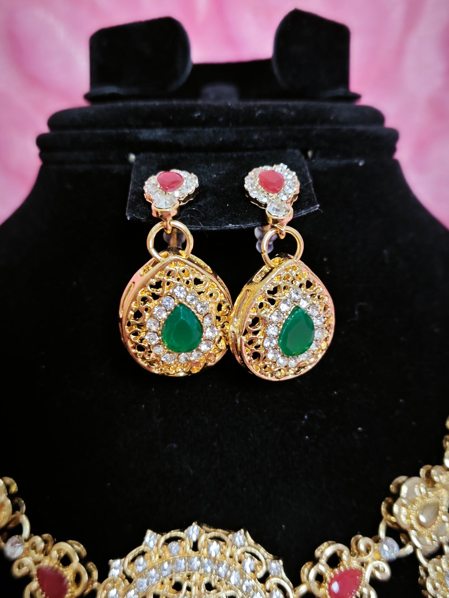 Luxury Emerald Tassel Statement Jewelry Set