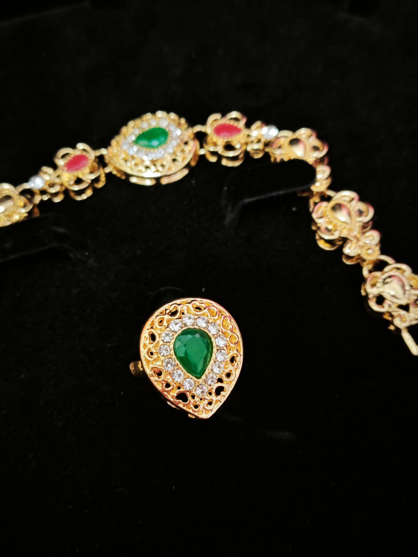 Luxury Emerald Tassel Statement Jewelry Set