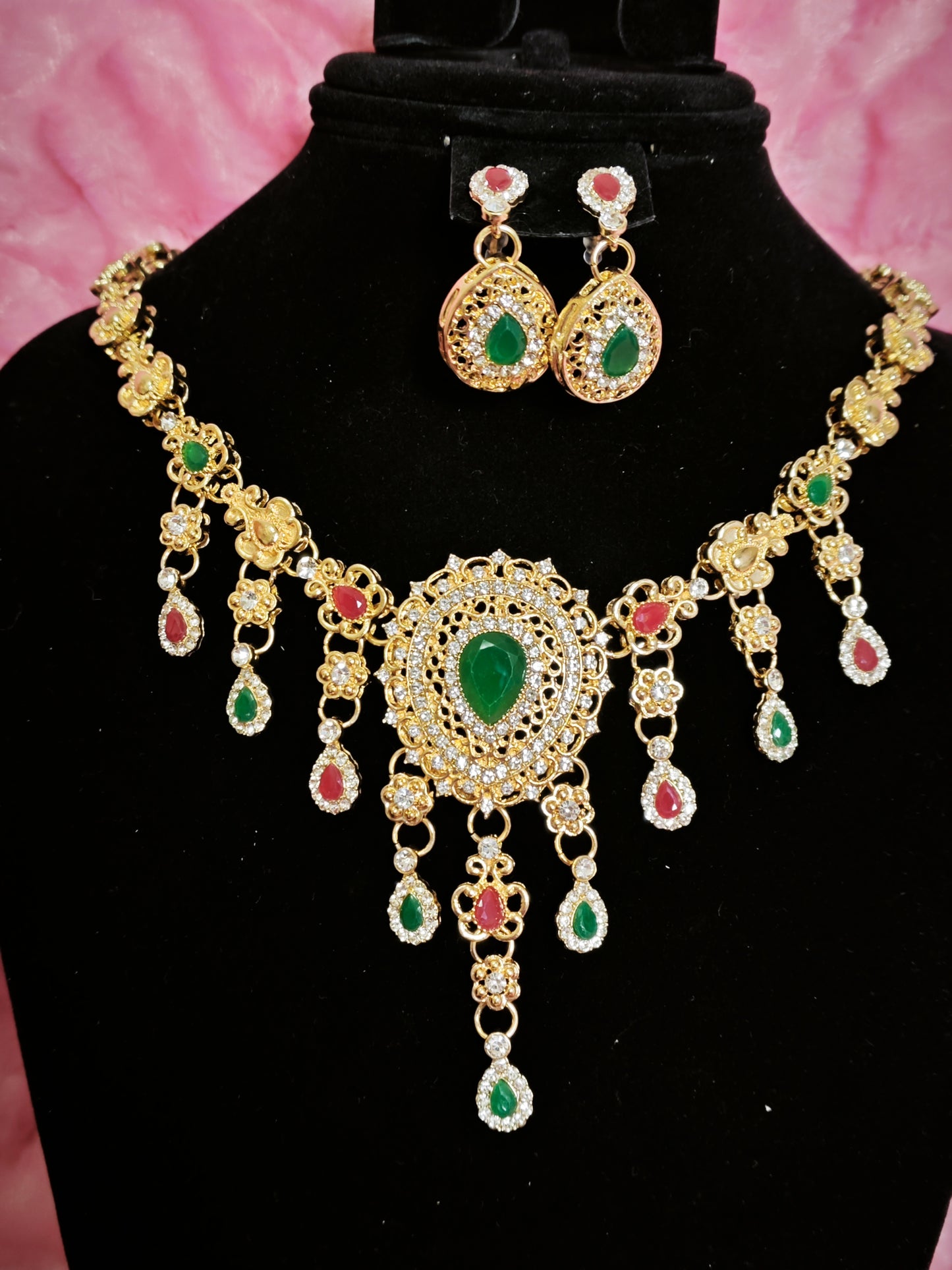 Luxury Emerald Tassel Statement Jewelry Set