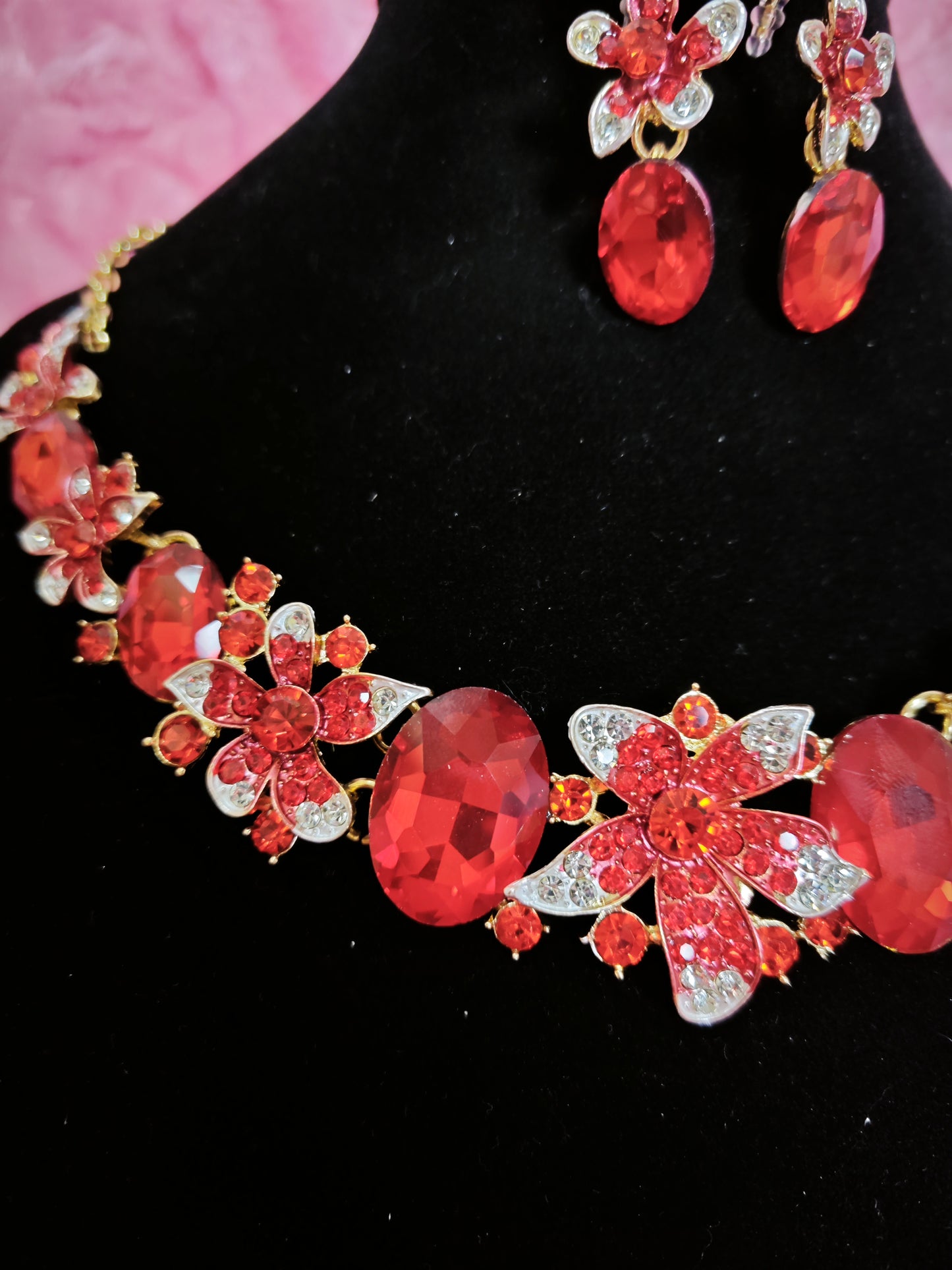 Majestic Ruby Cluster Drop Jewelry Set