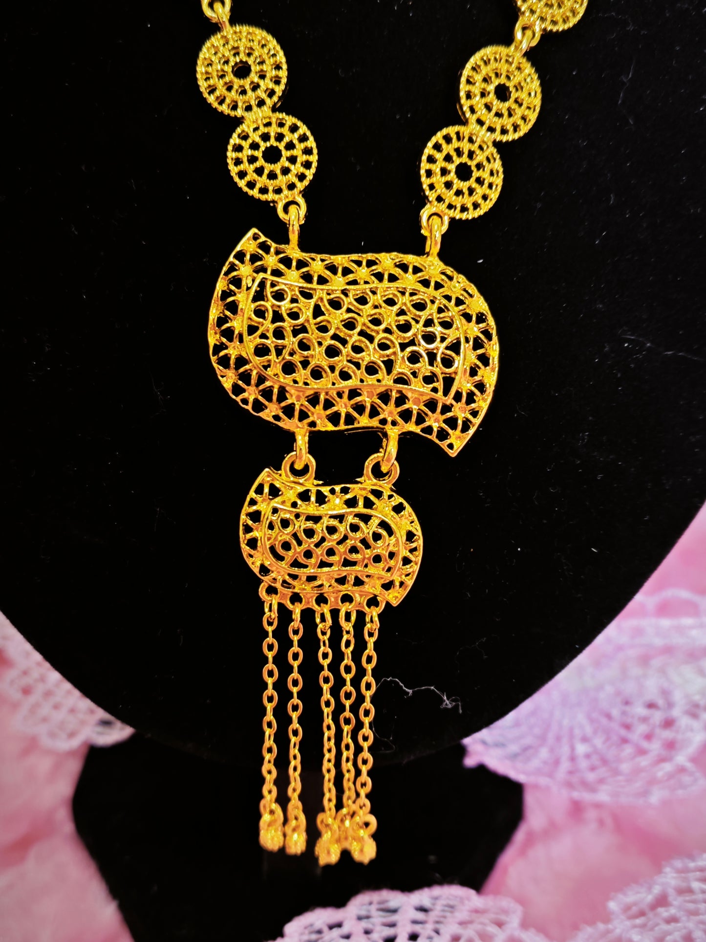 Majestic Gold Lantern-Fringe Layered Jewelry Set