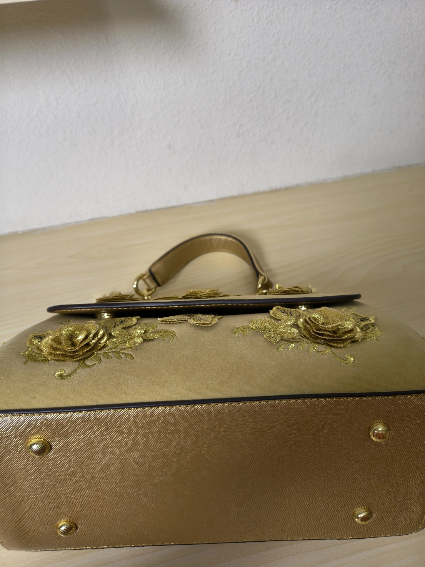 Gold Structured Velvet Rose Embroidery Tote Bag (E40)