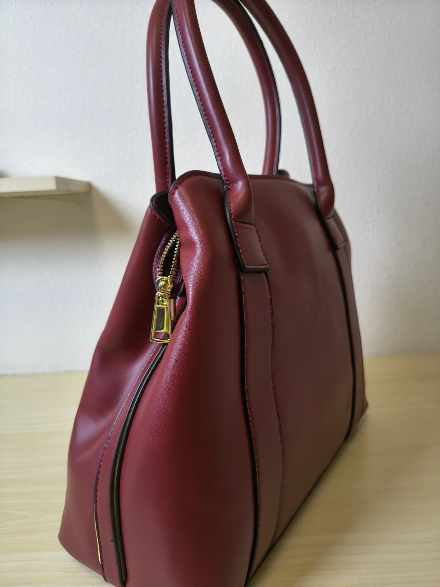 Burgundy Structured 3D Floral Tote Bag (E50)
