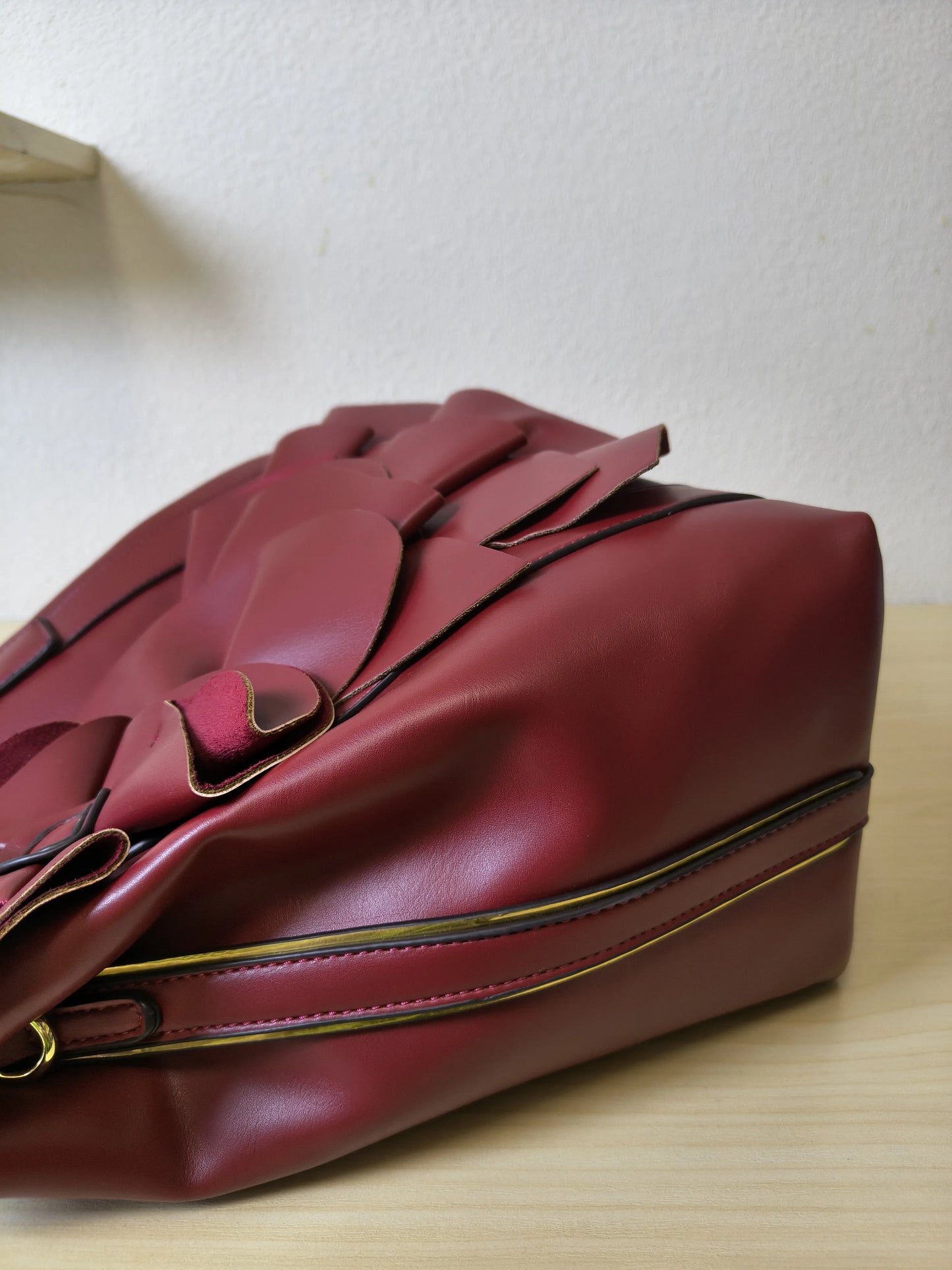 Burgundy Structured 3D Floral Tote Bag (E50)