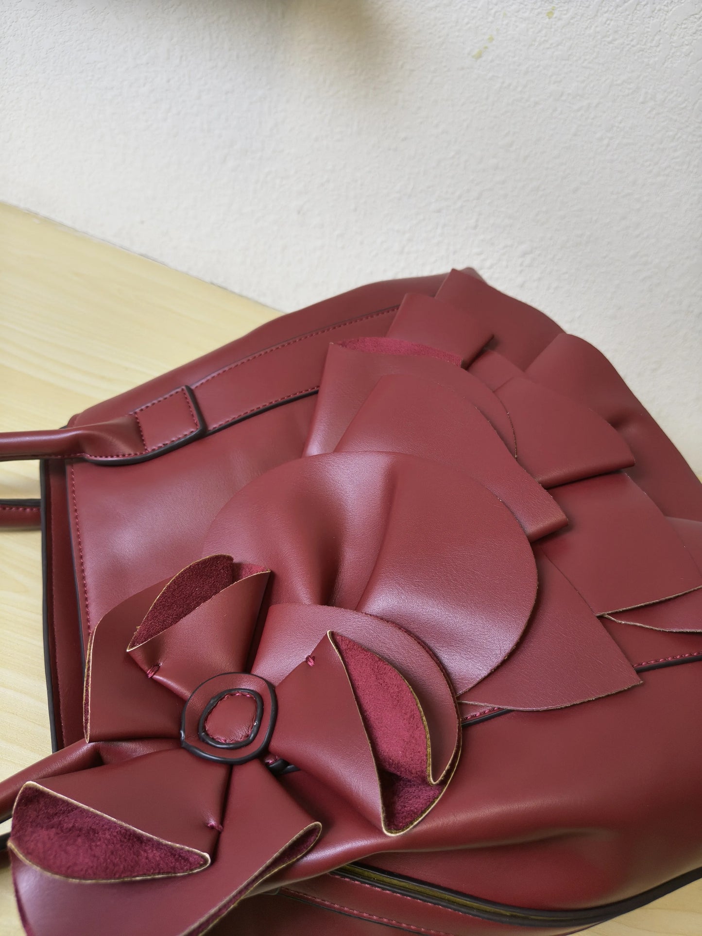 Burgundy Structured 3D Floral Tote Bag (E50)