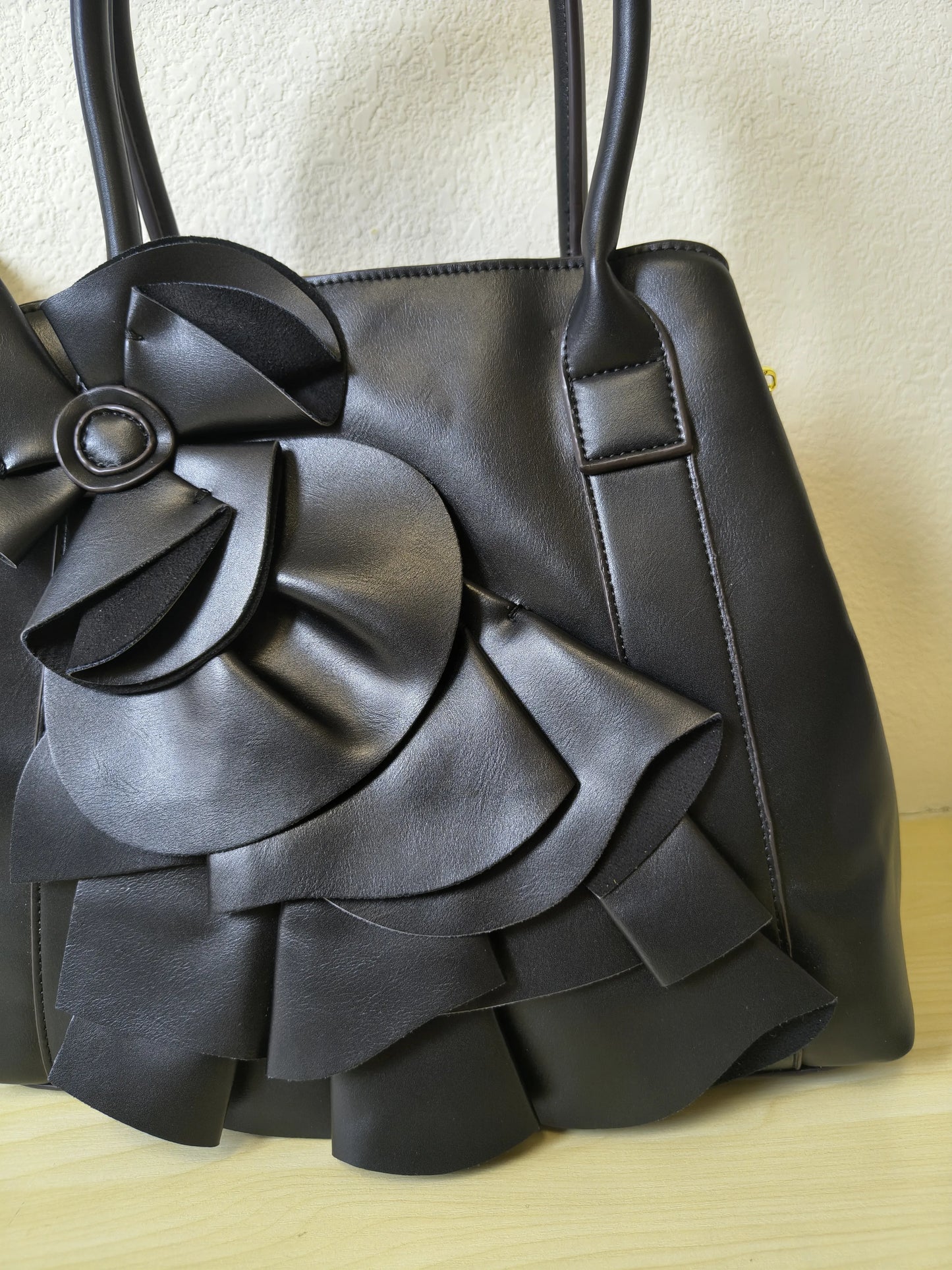 Classic Black Structured 3D Floral Tote Bag (E51)