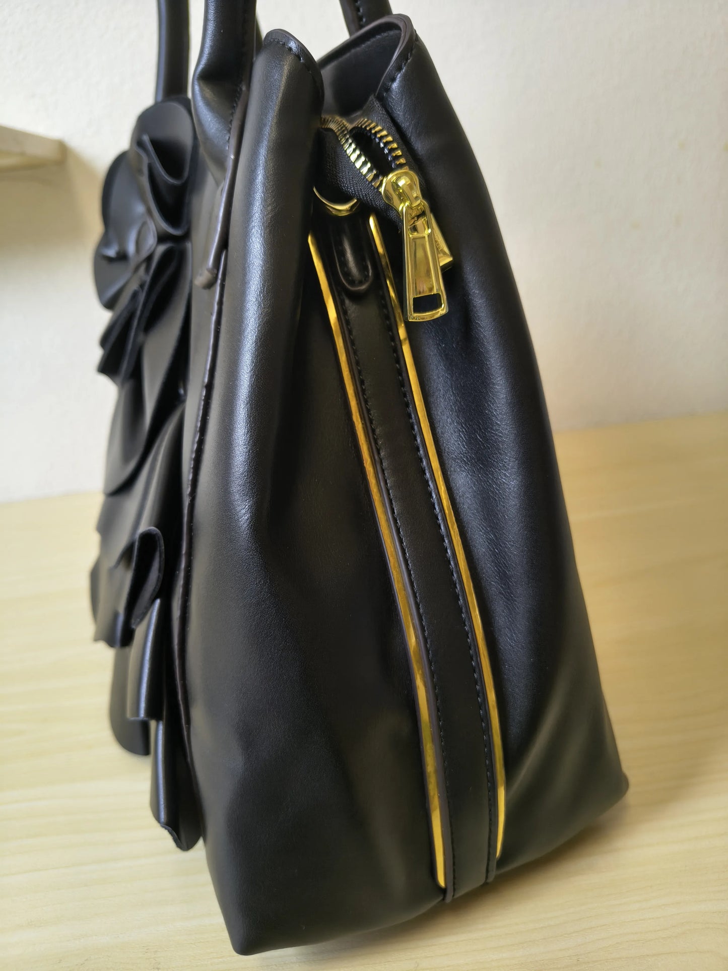 Classic Black Structured 3D Floral Tote Bag (E51)