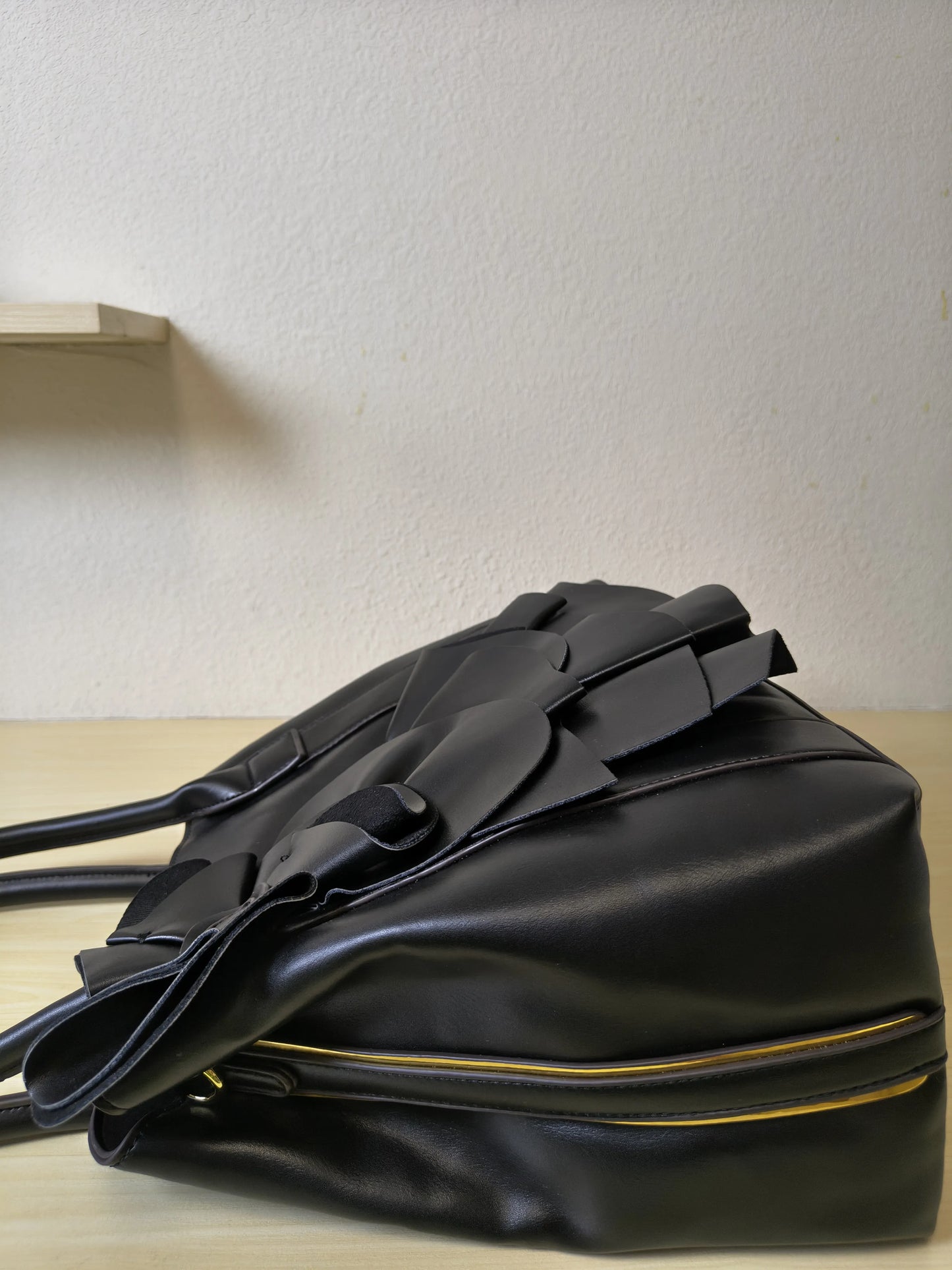 Classic Black Structured 3D Floral Tote Bag (E51)