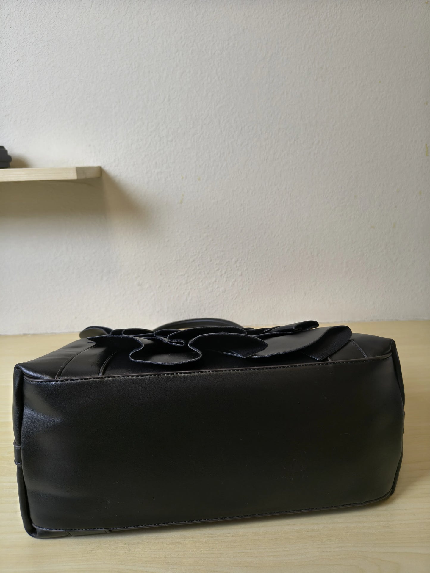 Classic Black Structured 3D Floral Tote Bag (E51)