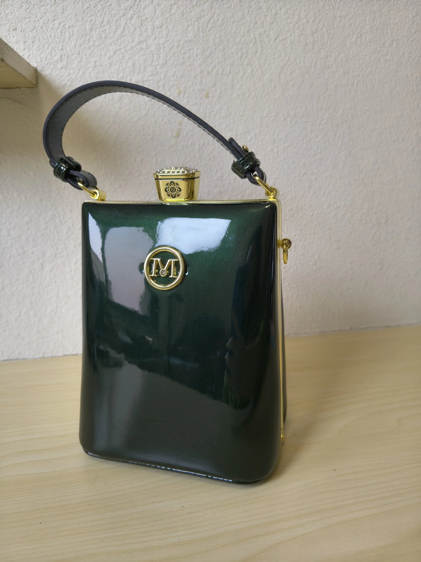 Deep Emerald Green Structured Rhinestone Frame Box Bag (E54)