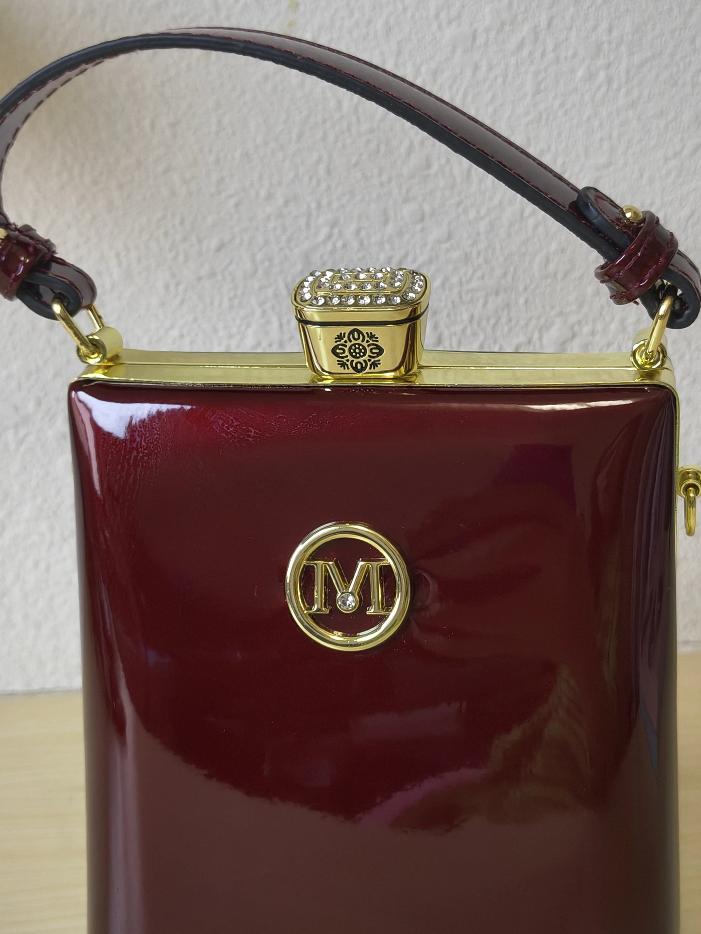 Burgundy Structured Rhinestone Frame Box Bag (E56)