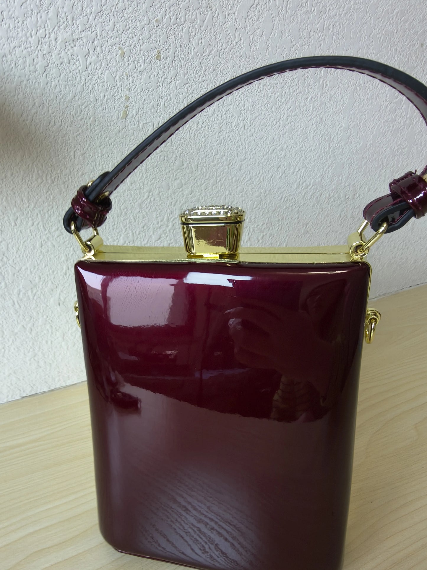 Burgundy Structured Rhinestone Frame Box Bag (E56)