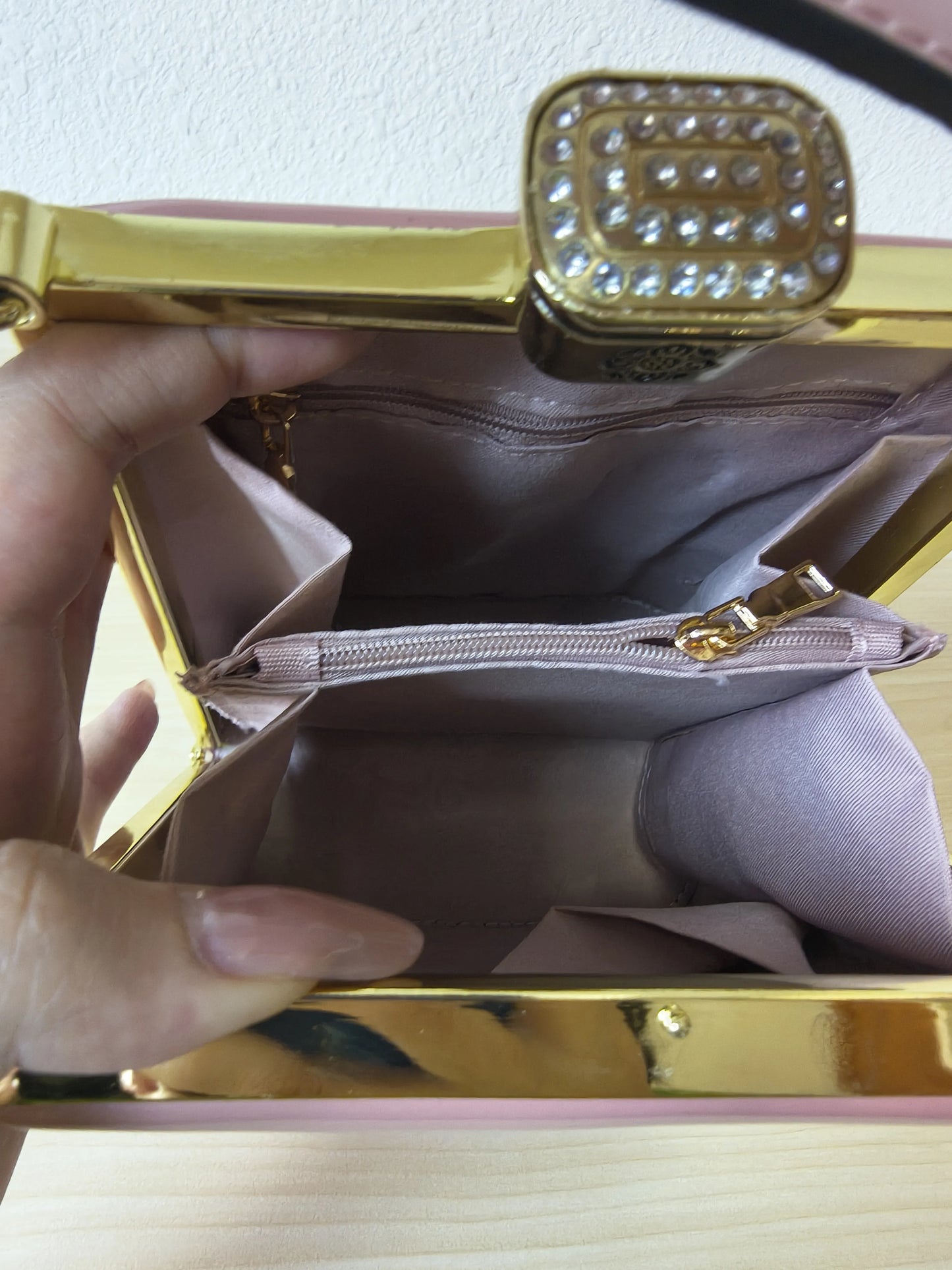 Soft Pink Structured Rhinestone Frame Box Bag (E59)
