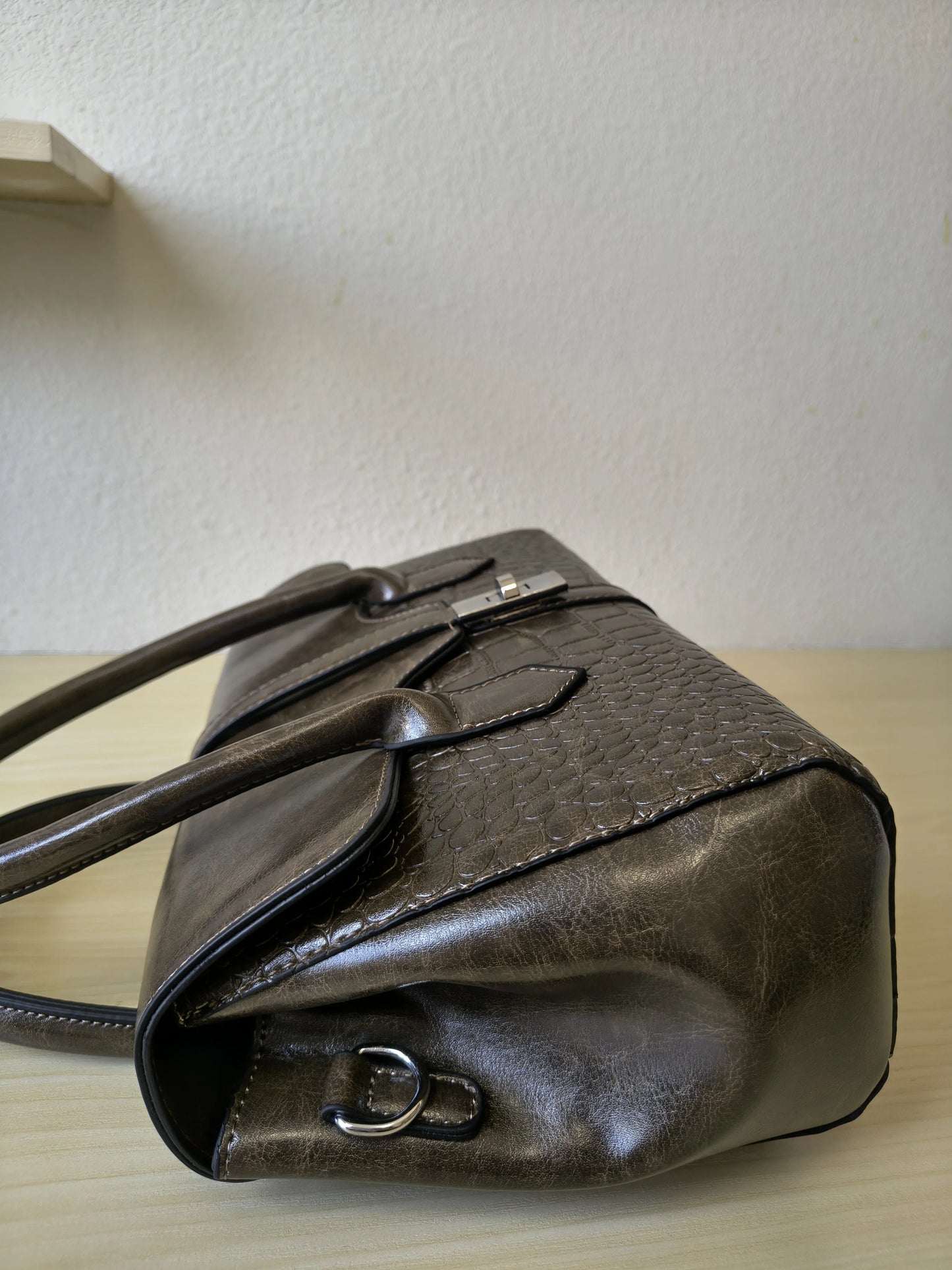 Coffee Crocodile Embossed Spliced 3-Piece Tote Bag Set (E64)