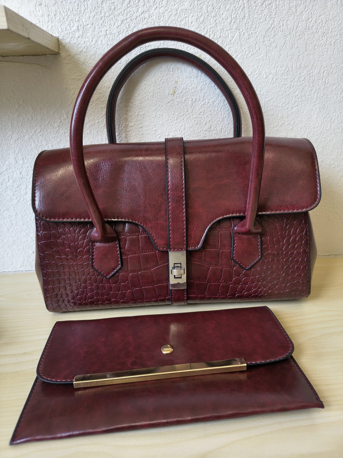 Burgundy Crocodile Embossed Spliced 3-Piece Tote Bag Set (E66)